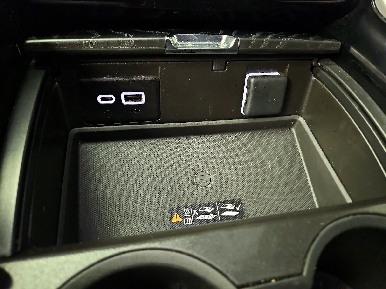 2023 GMC Yukon XL Denali - Photo 20