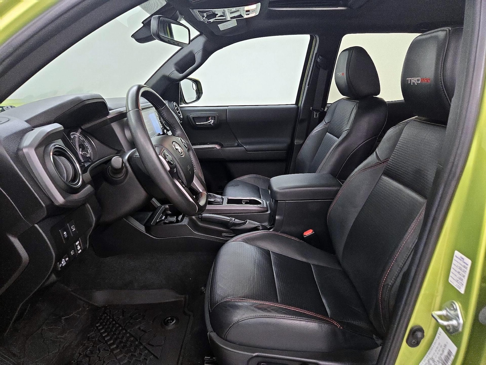 2022 Toyota Tacoma TRD Pro - Photo 12