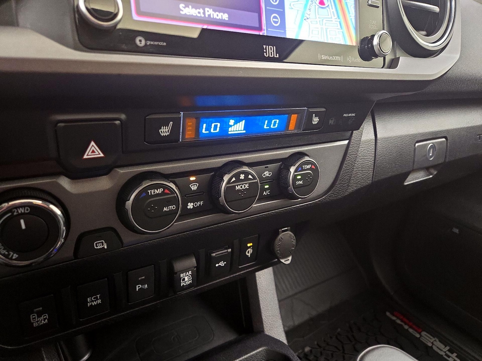 2022 Toyota Tacoma TRD Pro - Photo 18