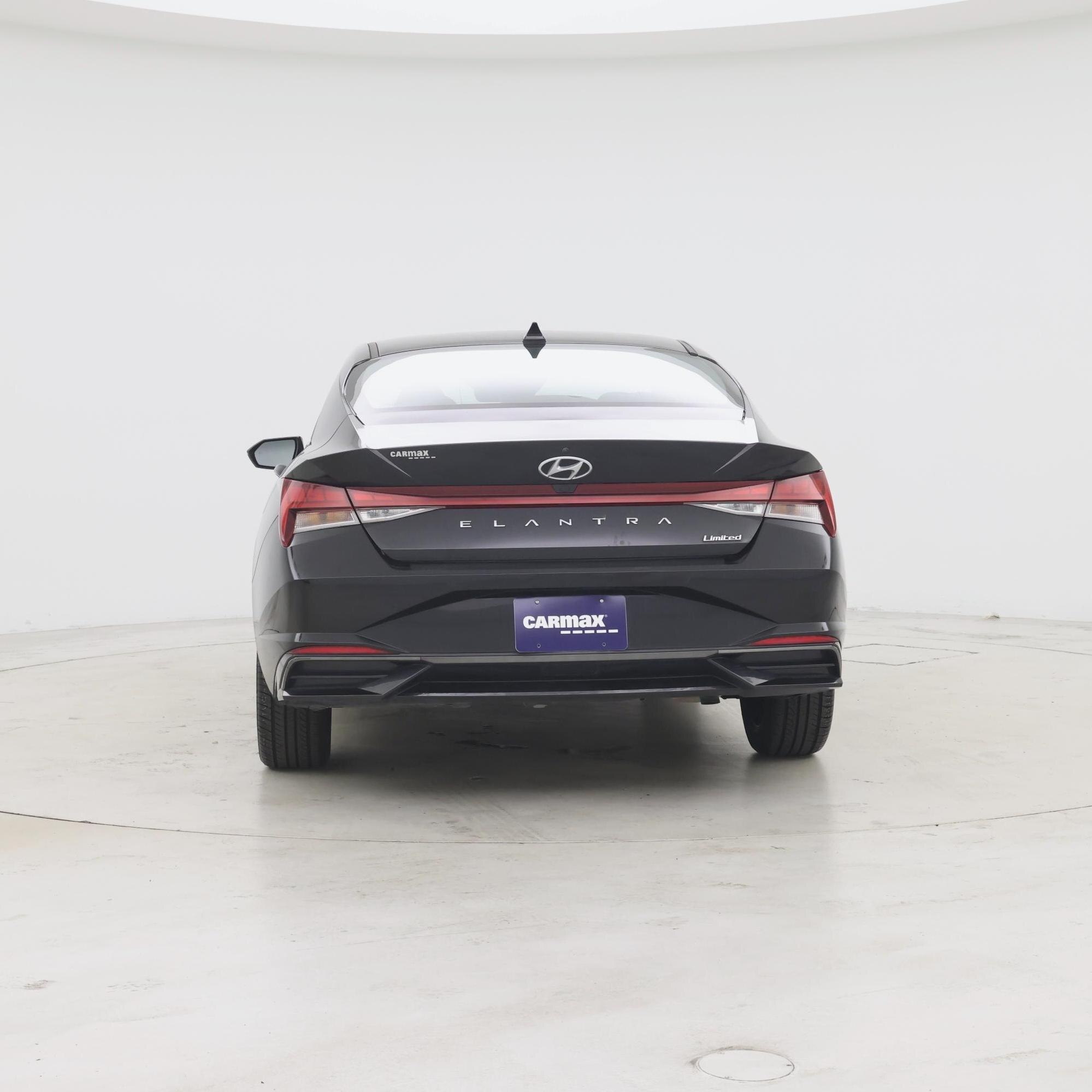 Thumbnail: 2023 Hyundai Elantra - 6