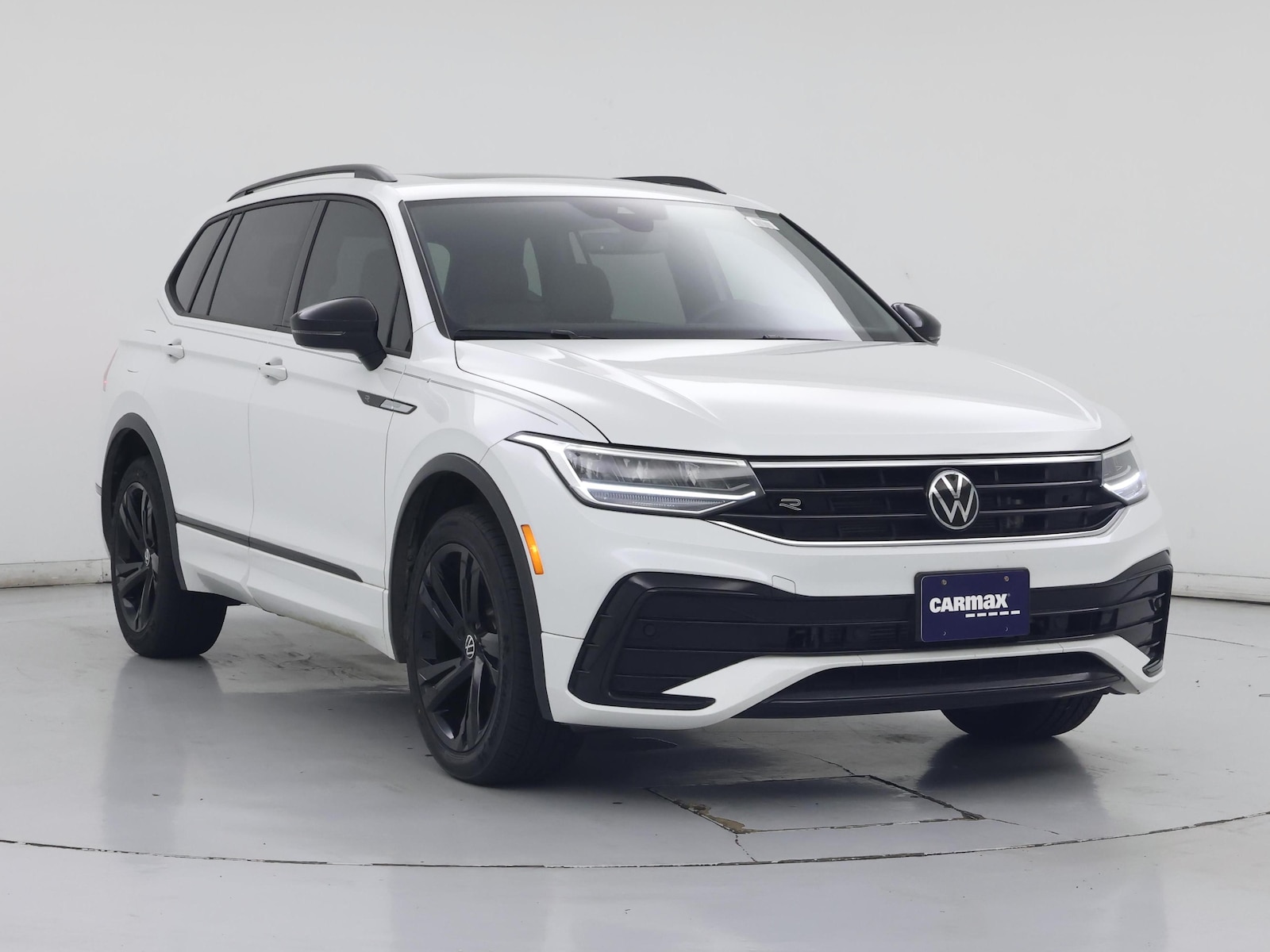 2024 Volkswagen Tiguan SE R-LINE BLACK - Photo 2