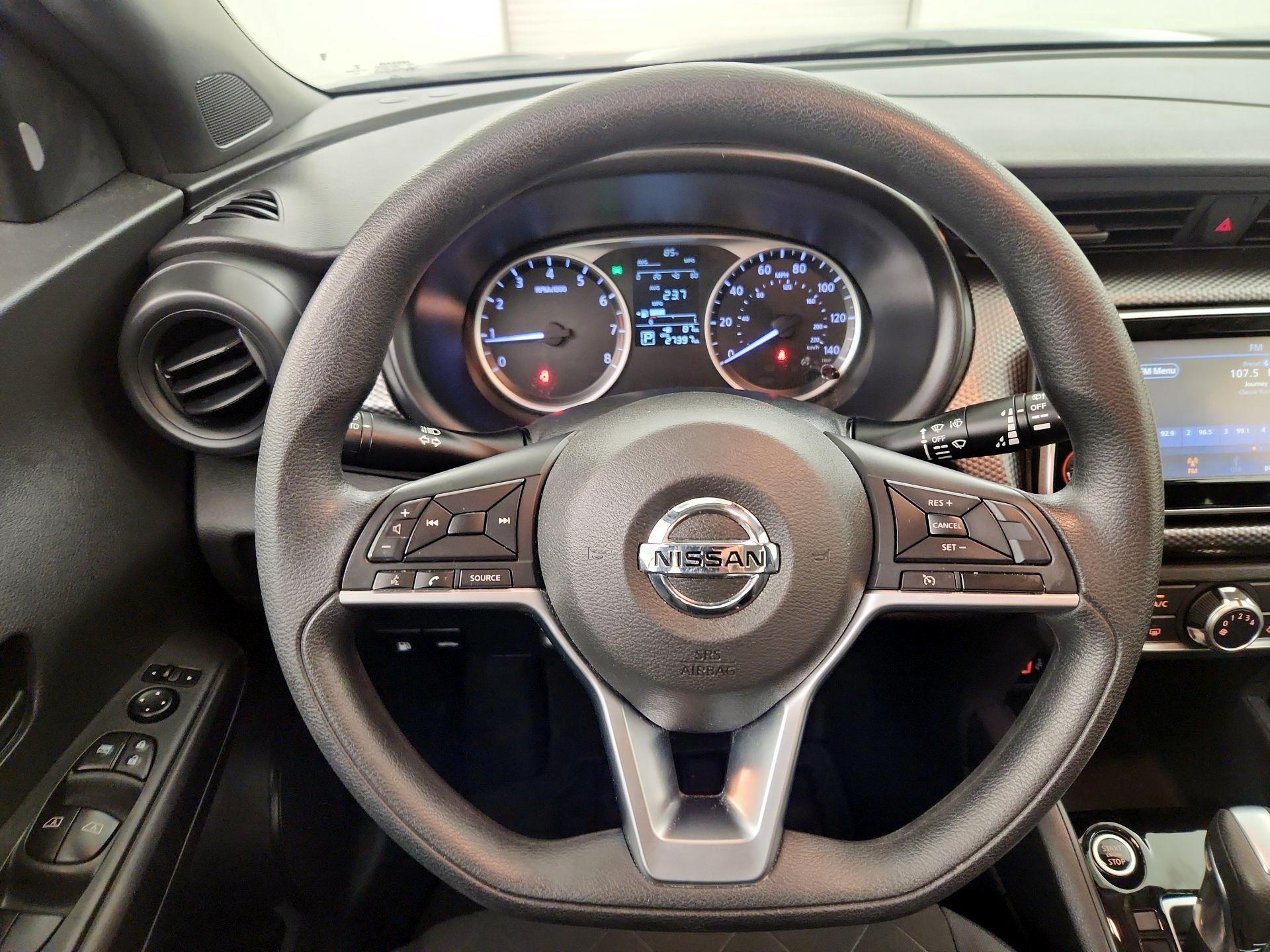Thumbnail: 2020 Nissan Kicks - 10