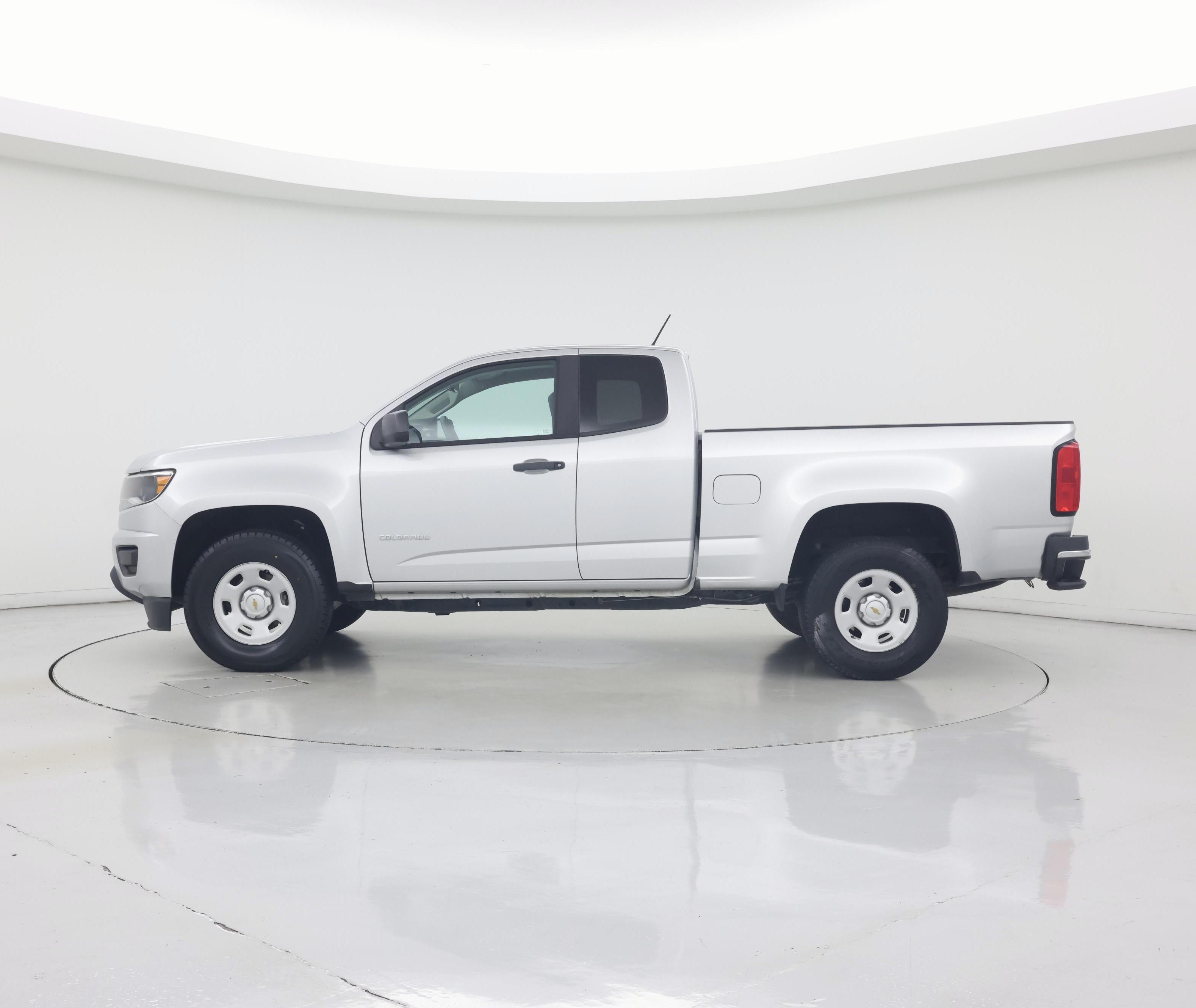 Thumbnail: 2018 Chevrolet Colorado - 3