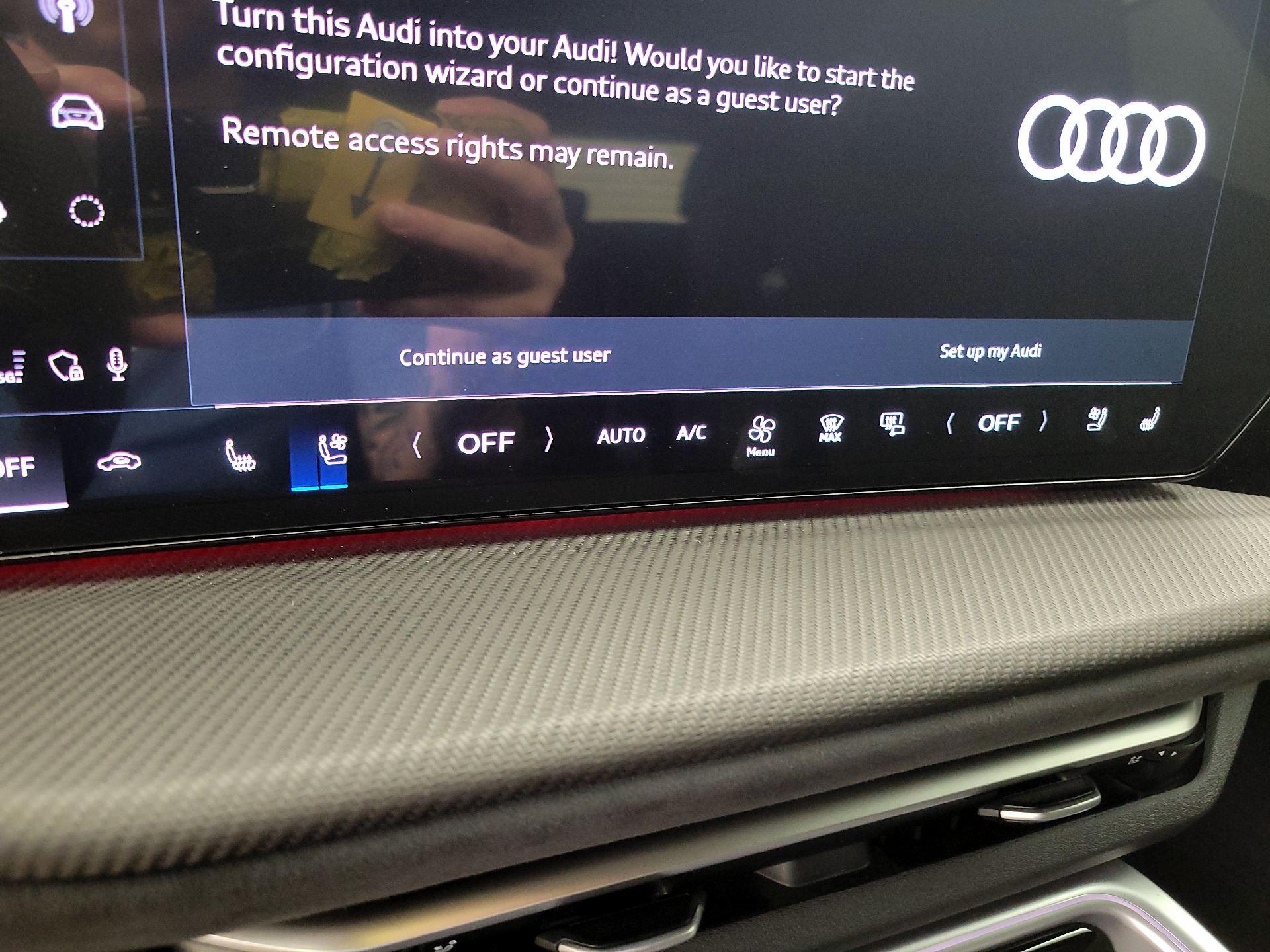 Thumbnail: 2025 Audi SQ5 - 16