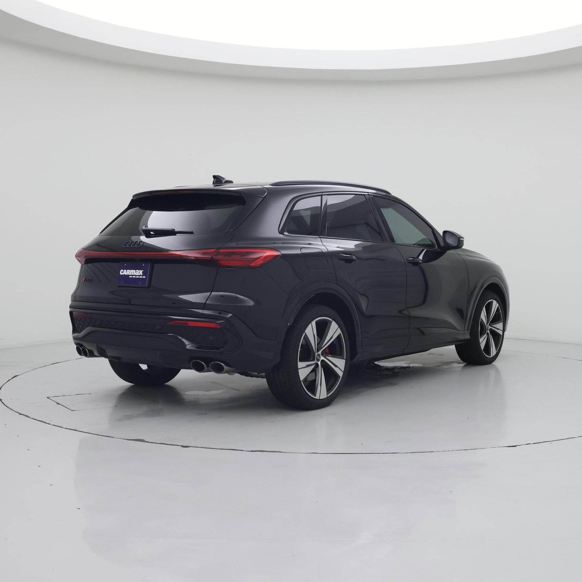 Thumbnail: 2025 Audi SQ5 - 8