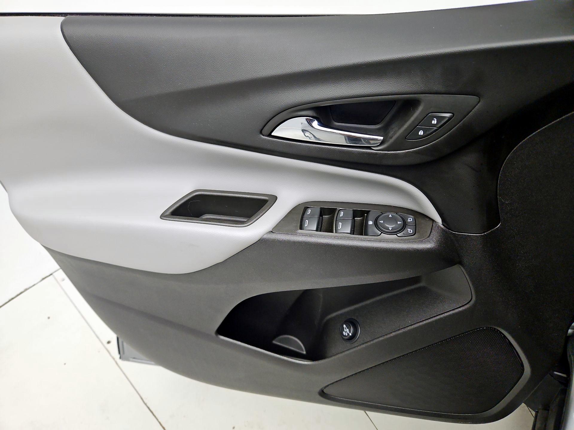 Thumbnail: 2023 Chevrolet Equinox - 12