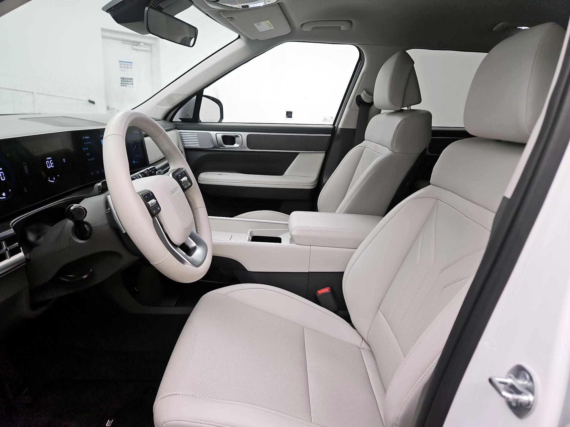 Thumbnail: 2025 Hyundai Santa Fe - 9