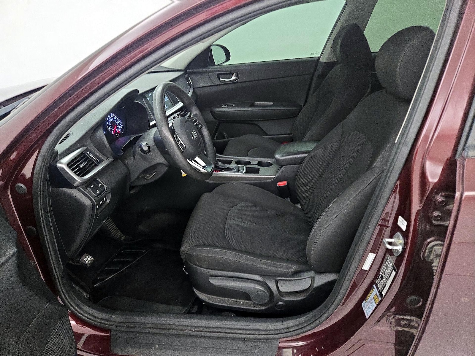2019 Kia Optima LX - Photo 12