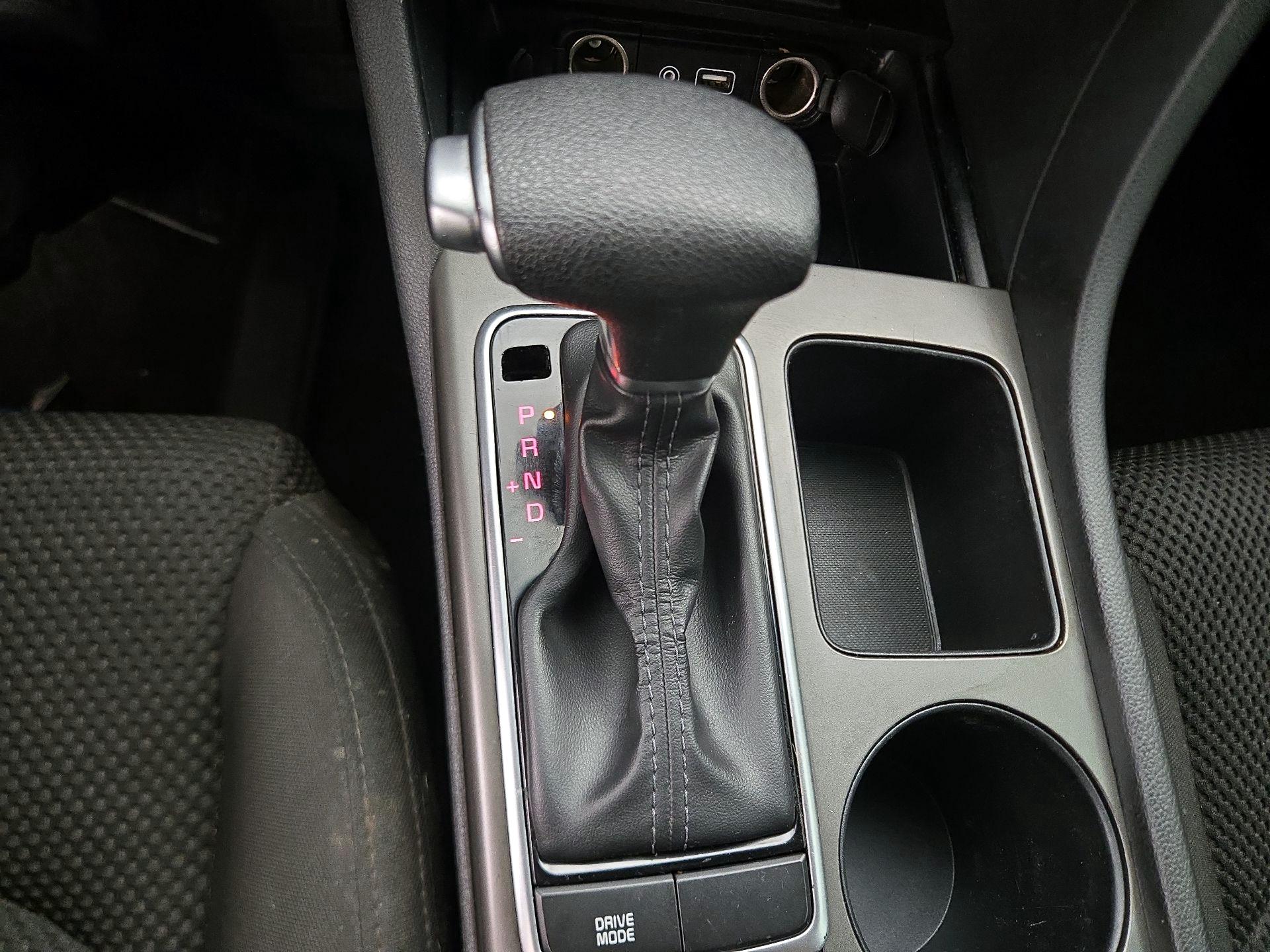Thumbnail: 2019 Kia Optima - 17