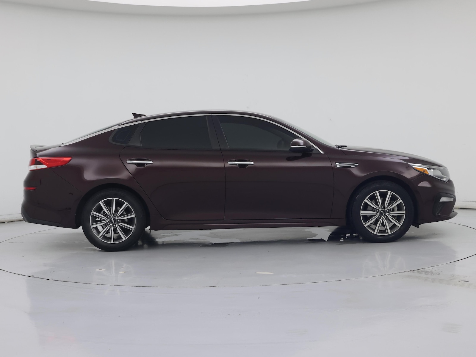 2019 Kia Optima LX - Photo 8