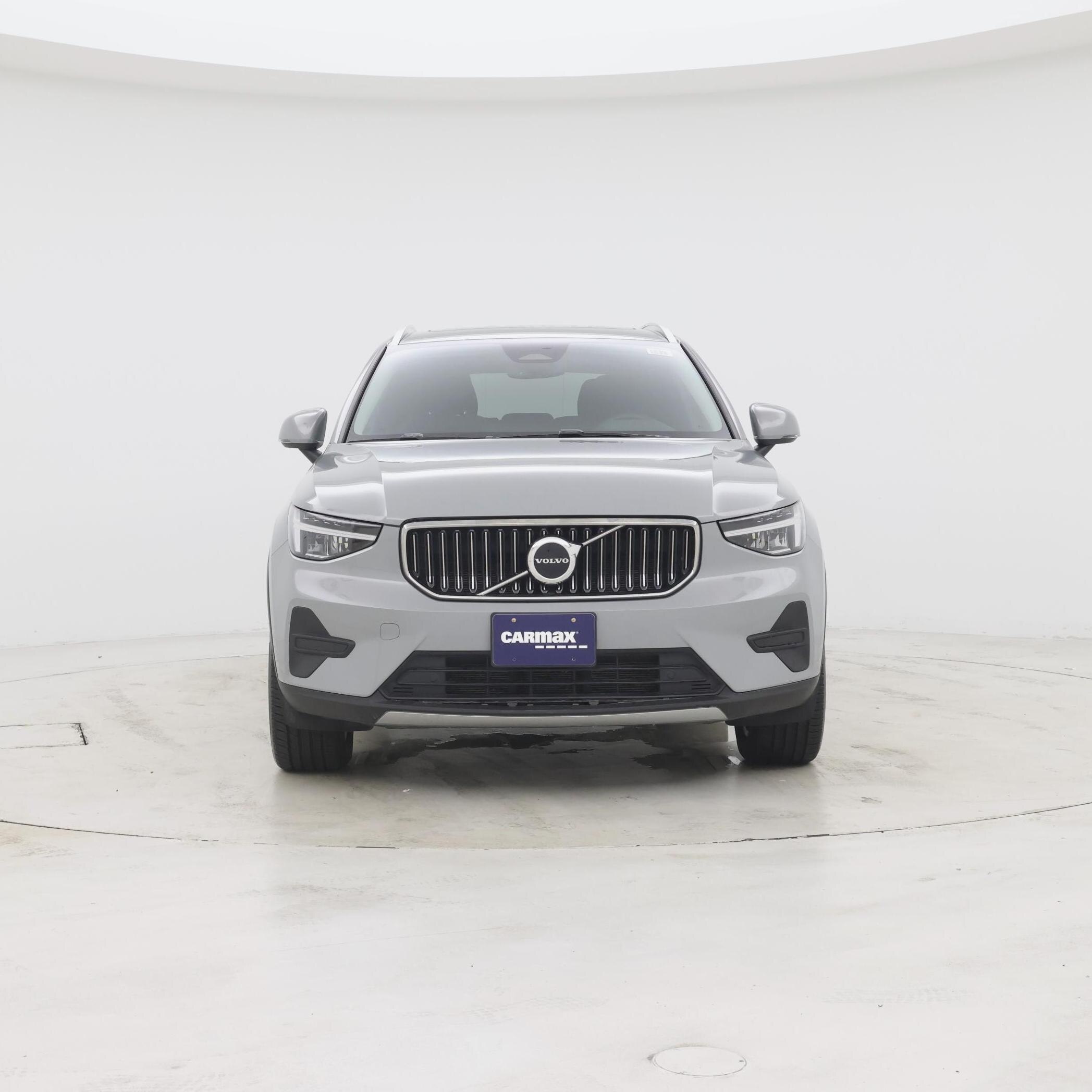 Thumbnail: 2025 Volvo XC40 - 5