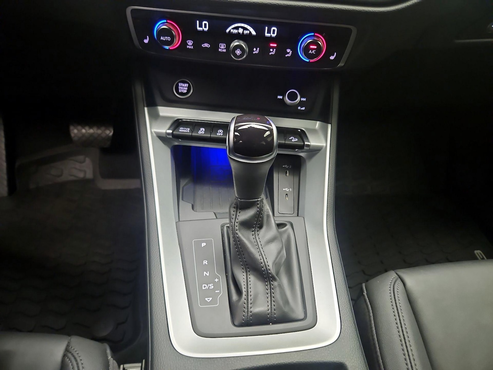 2022 Audi Q3 S Line Premium Plus - Photo 17