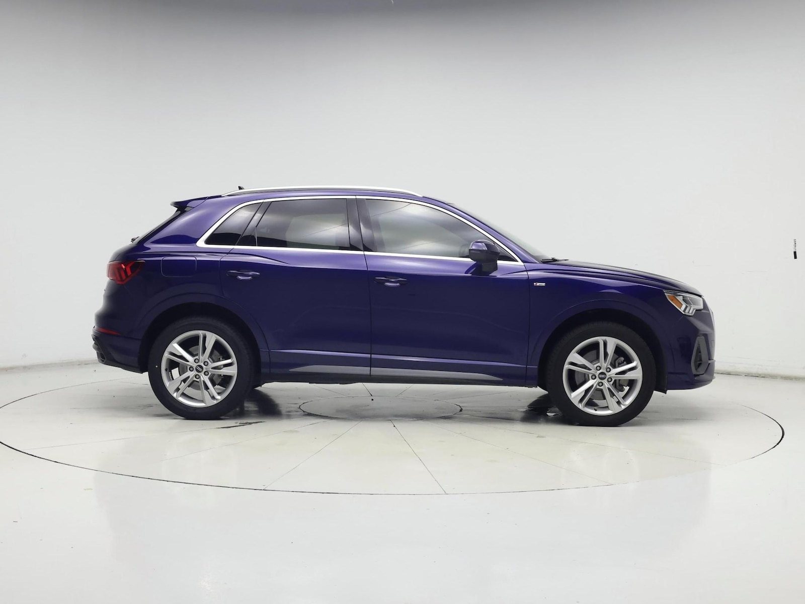 2022 Audi Q3 S Line Premium Plus - Photo 8