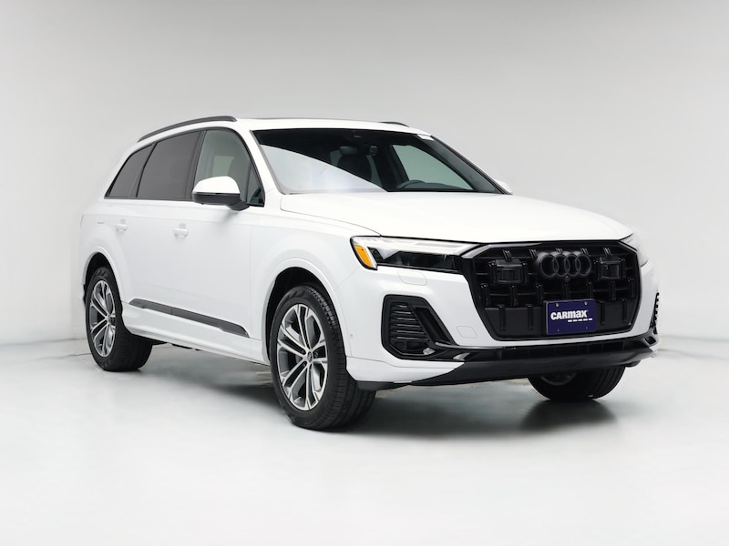 2026 Audi Q7 Premium