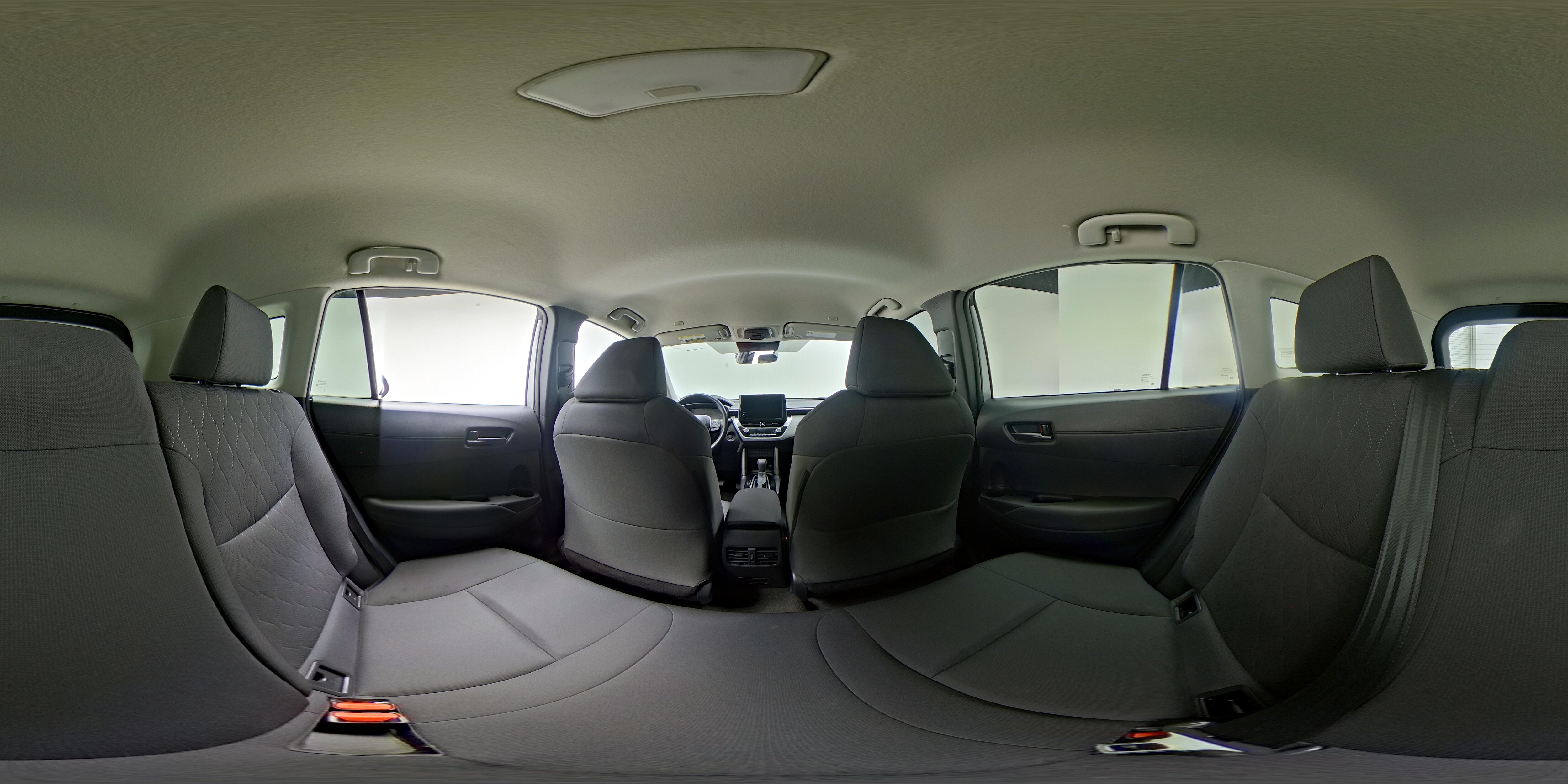 2024 Toyota Corolla Cross LE - Photo 25