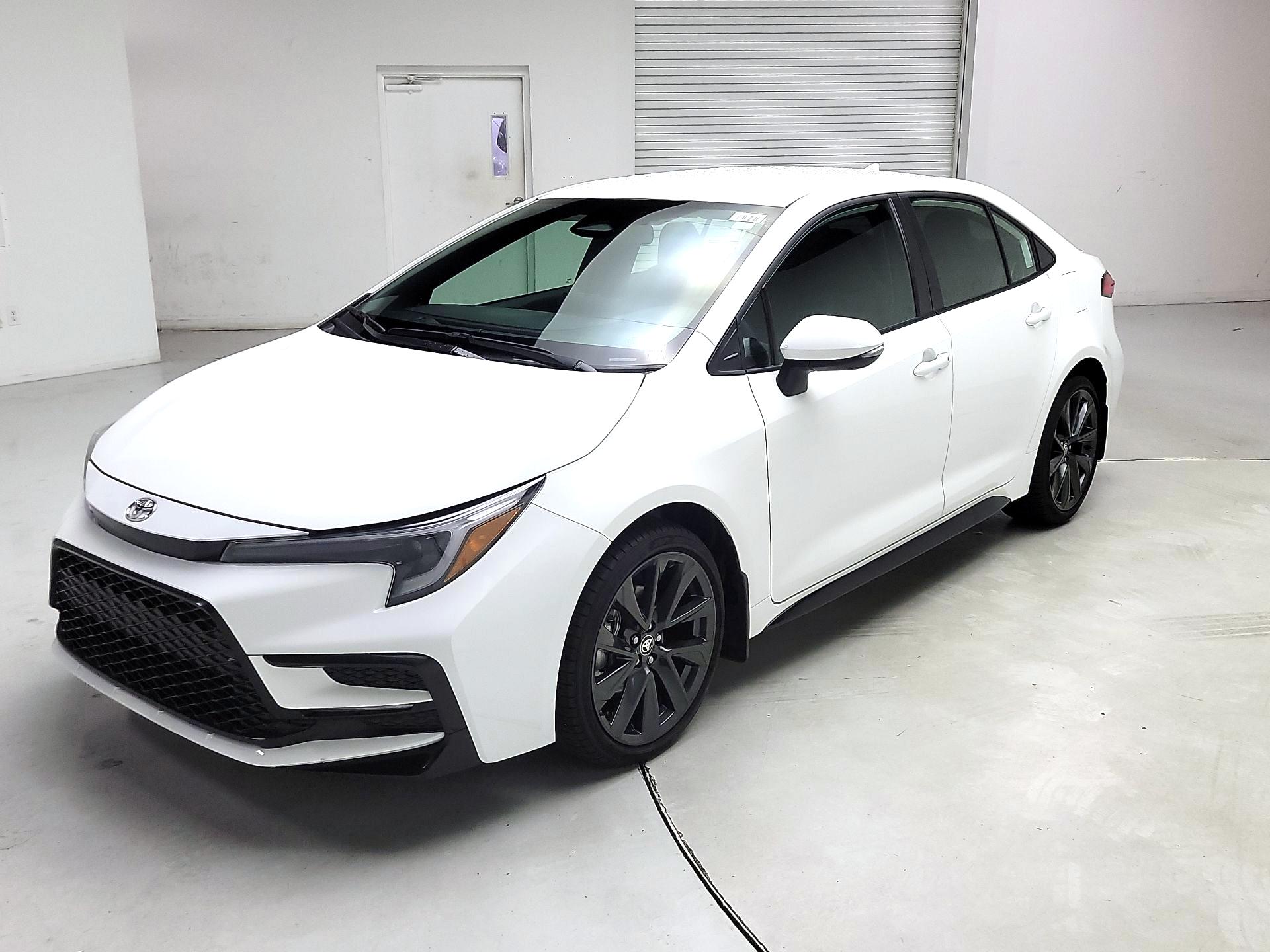 Thumbnail: 2026 Toyota Corolla - 3