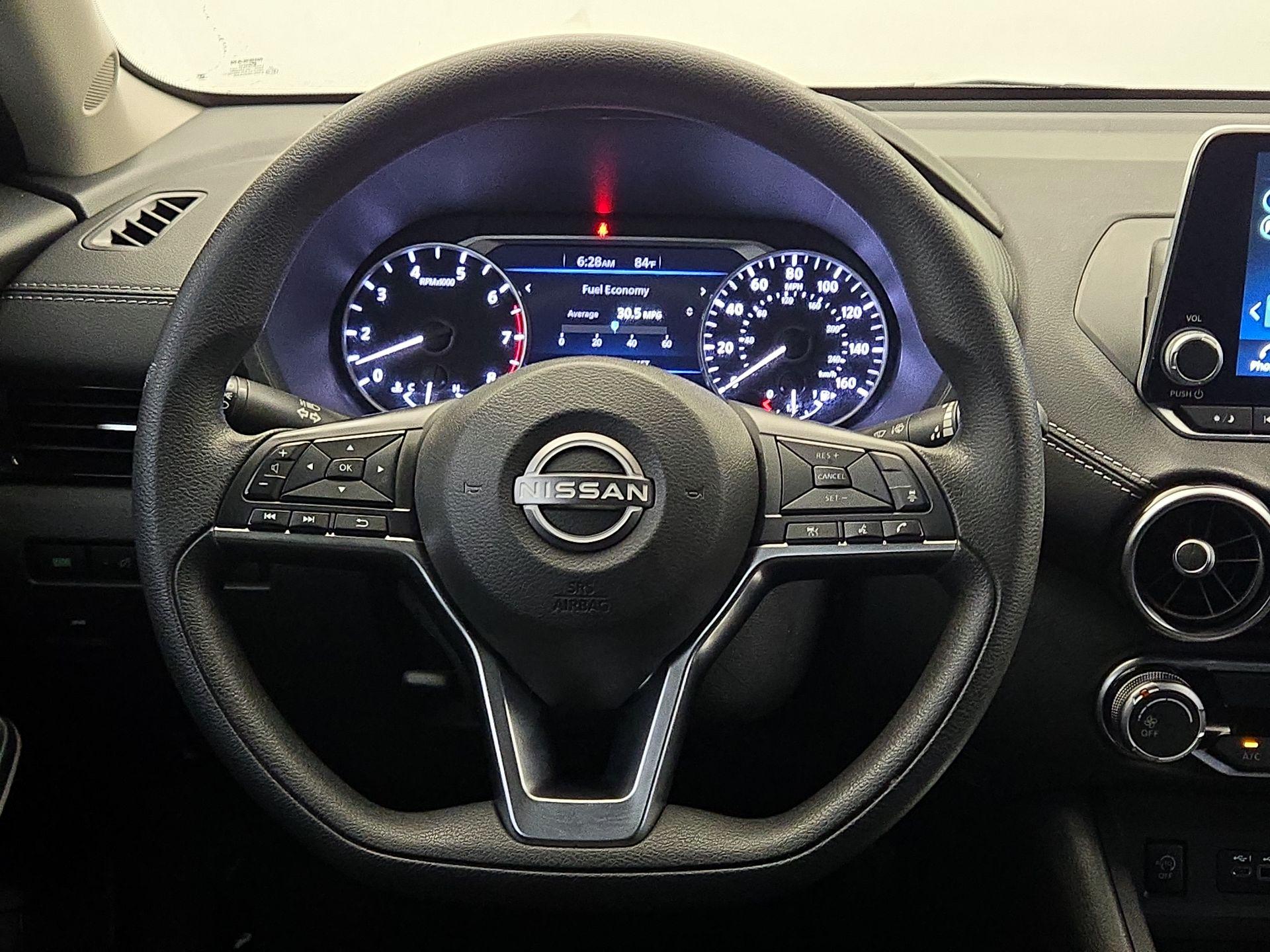 Thumbnail: 2024 Nissan Sentra - 10
