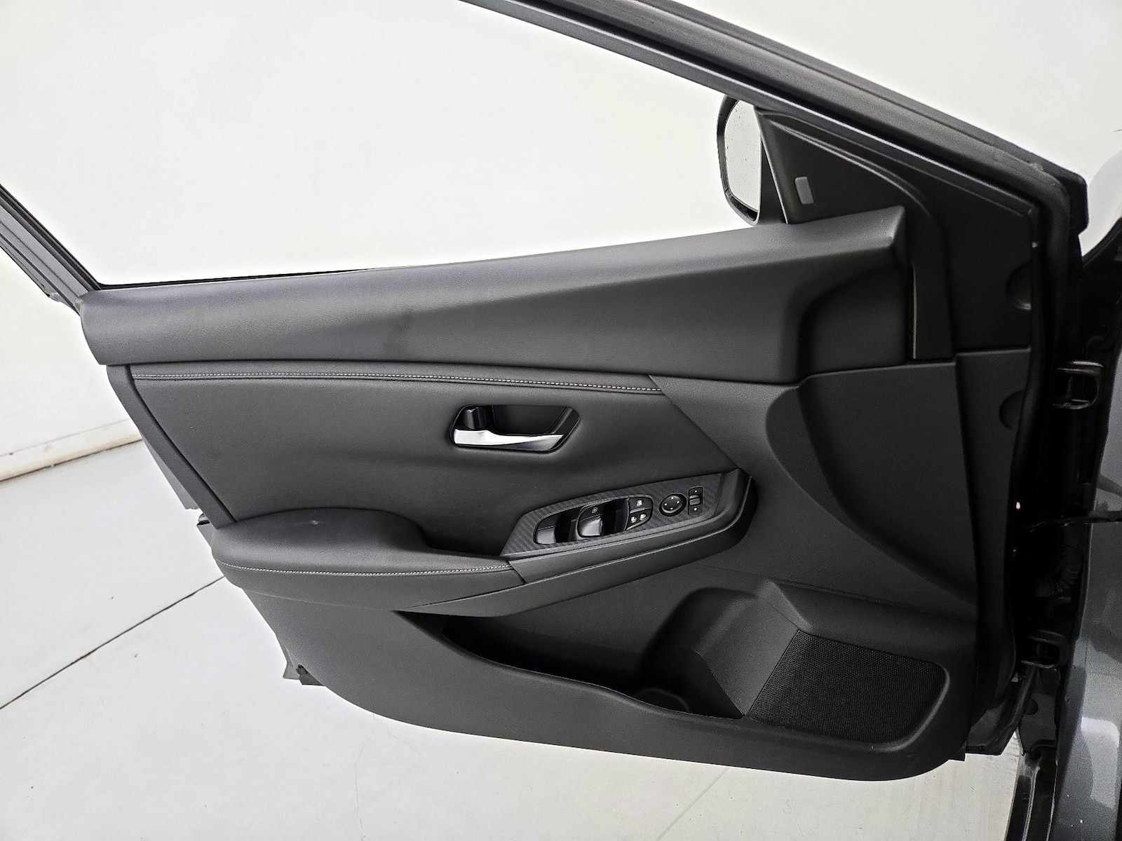 2024 Nissan Sentra SV - Photo 13