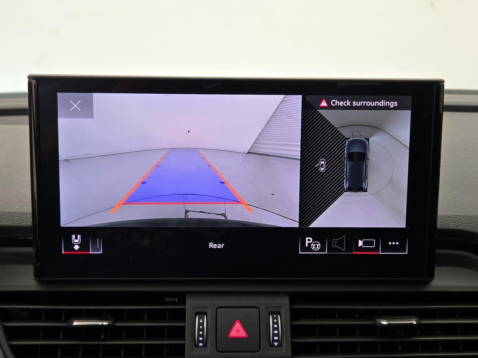 2025 Audi Q5 Prestige - Photo 16