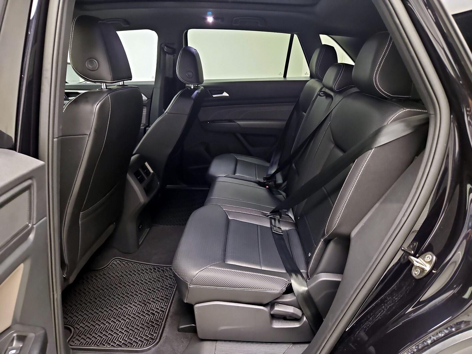 2021 Volkswagen Atlas Cross Sport SE w/Tech - Photo 18