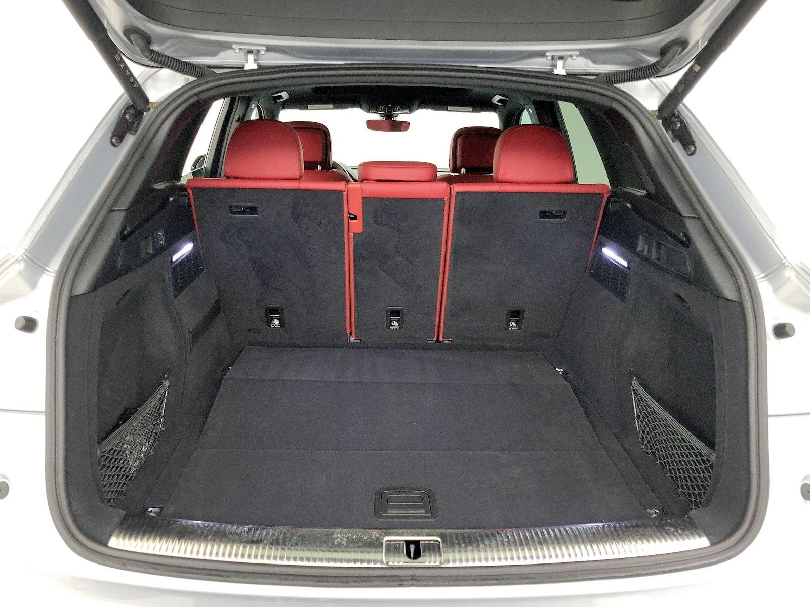 2025 Audi SQ5 Prestige - Photo 22