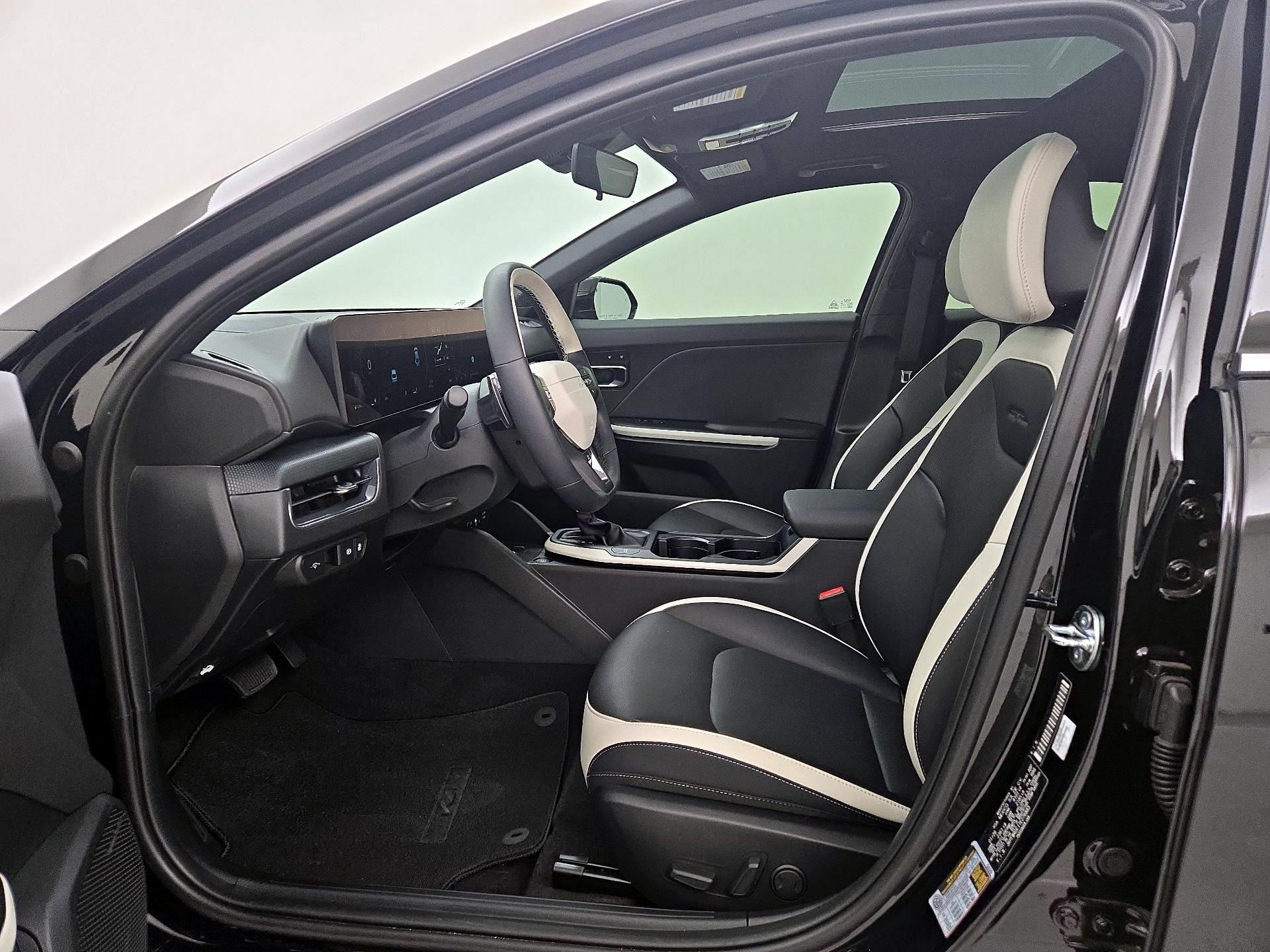 Thumbnail: 2026 Kia K4 - 11