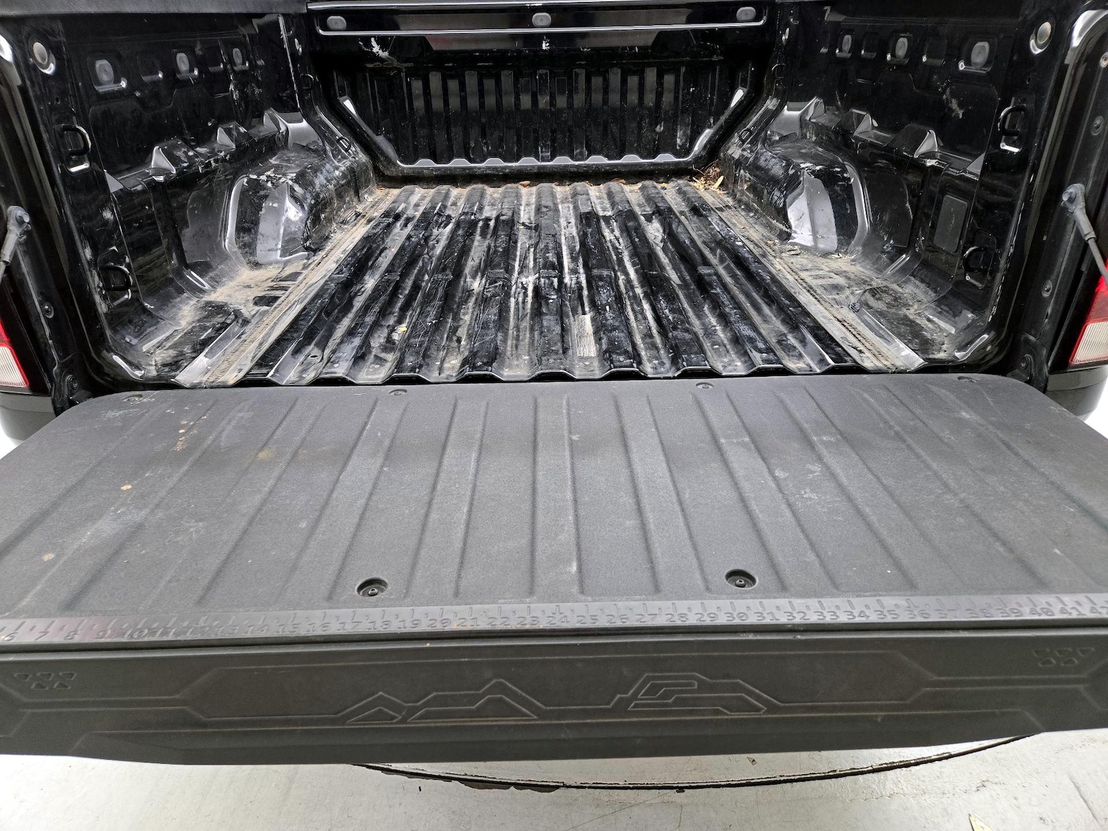 2024 Chevrolet Colorado Work Truck - Photo 21