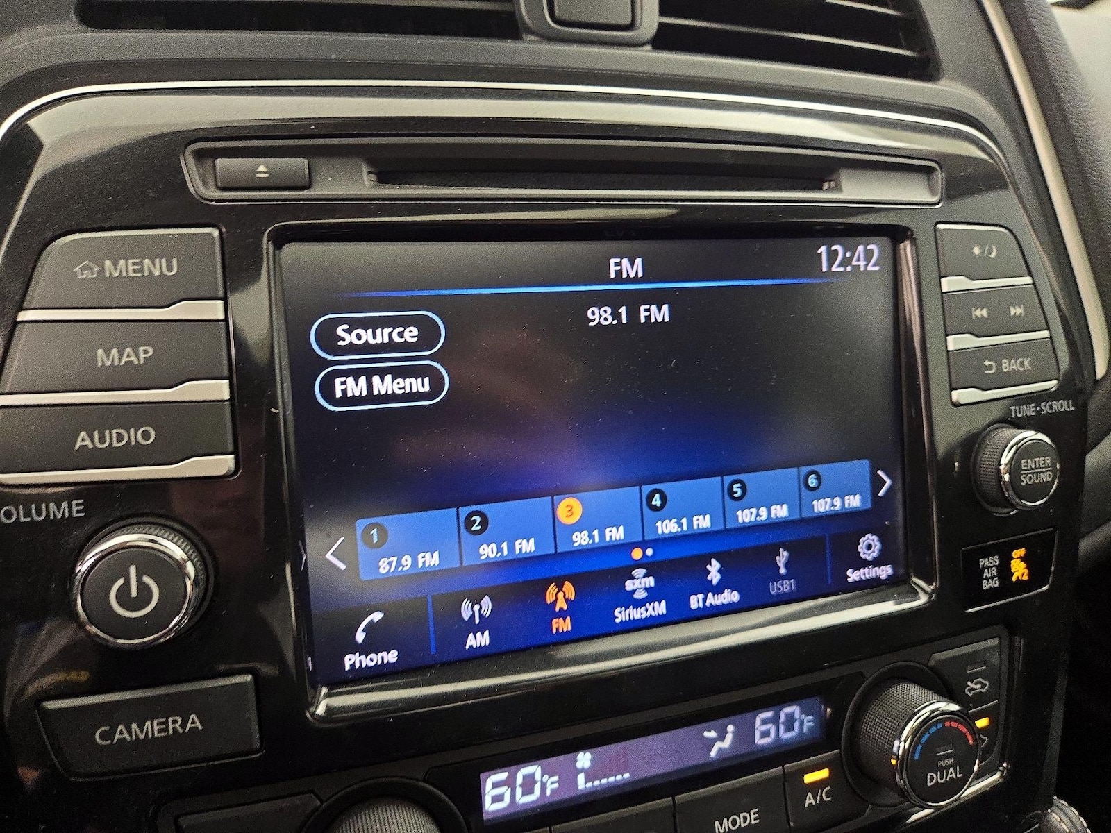 2021 Nissan Maxima Platinum - Photo 17
