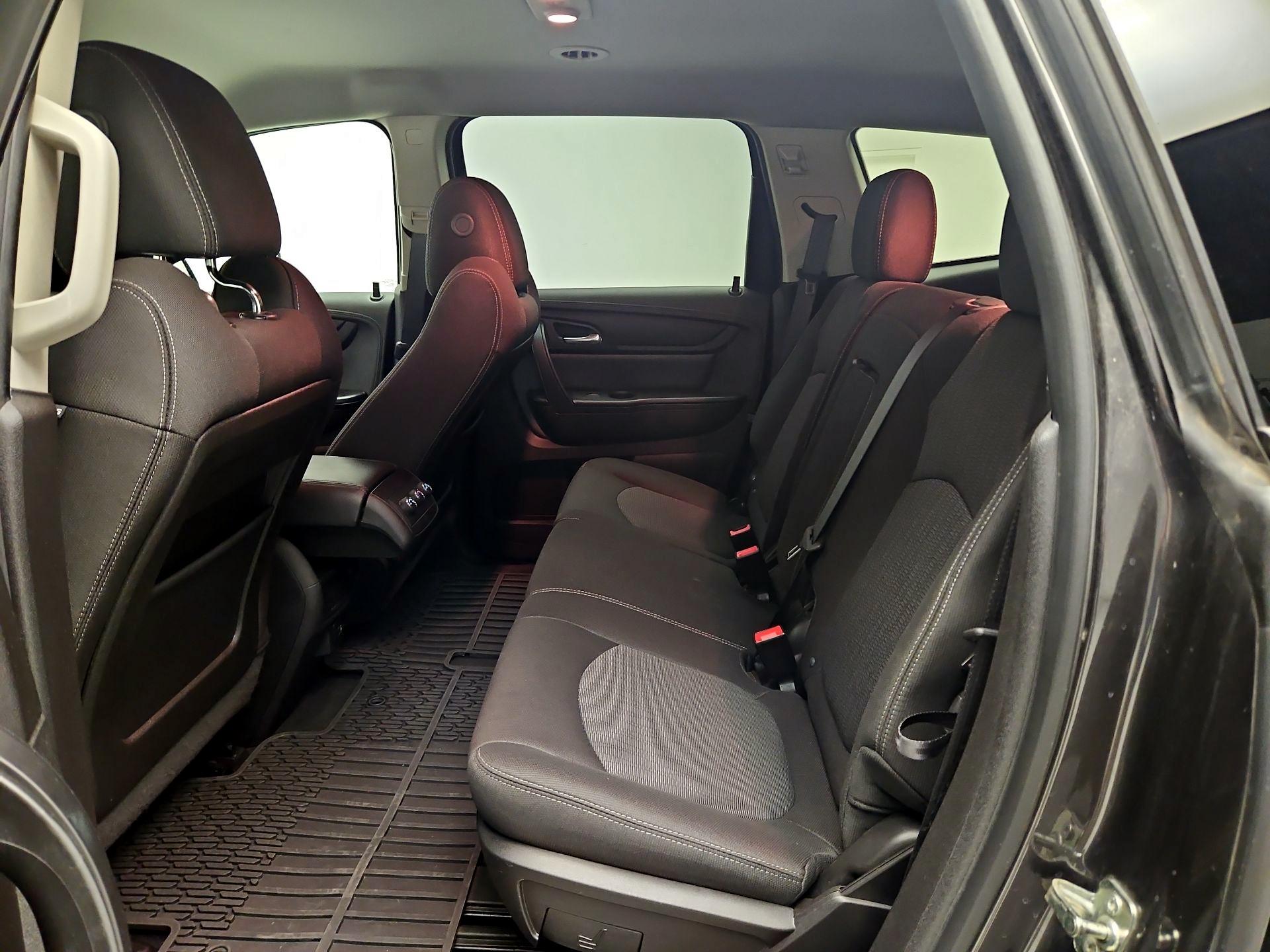 Thumbnail: 2016 Chevrolet Traverse - 19