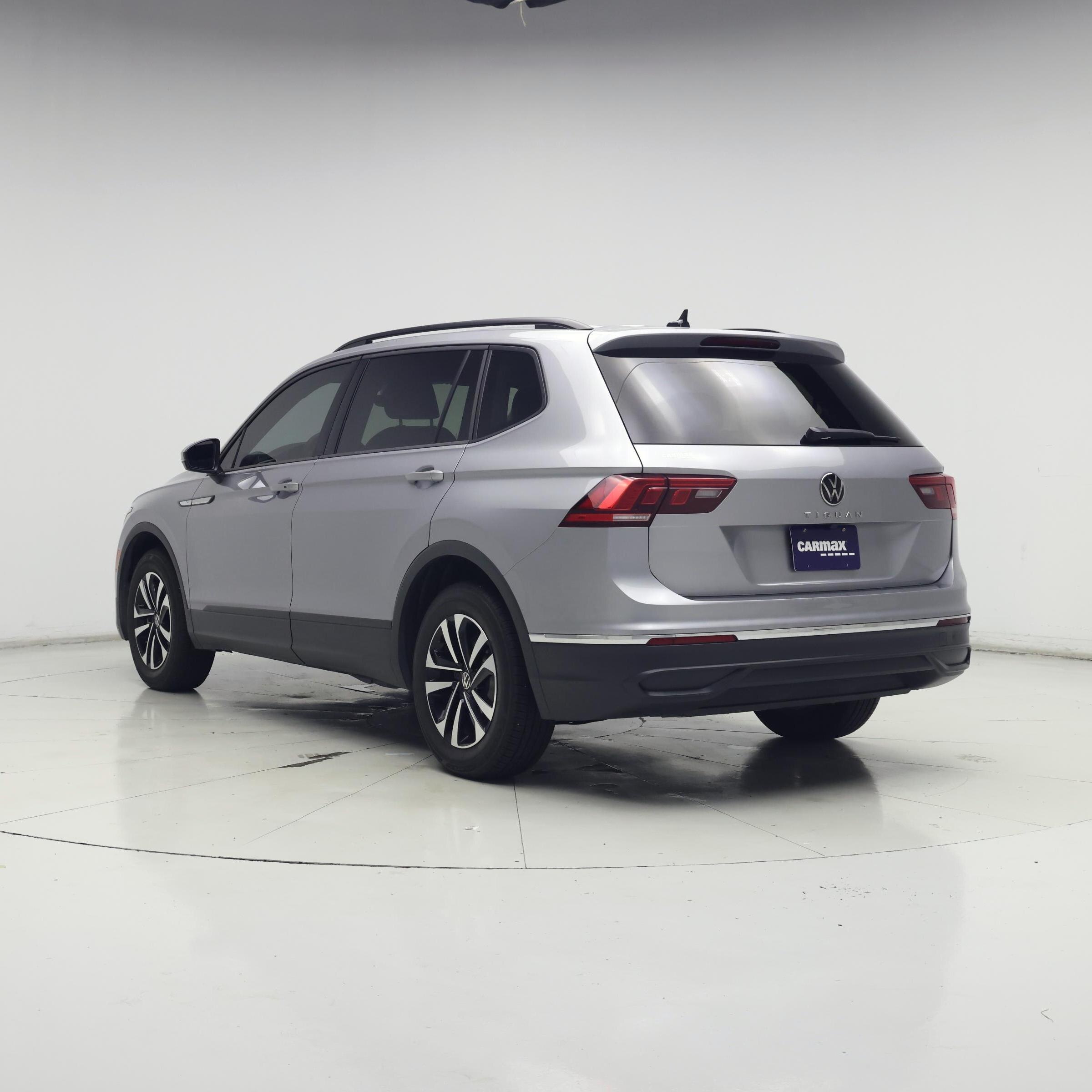 Thumbnail: 2024 Volkswagen Tiguan - 2