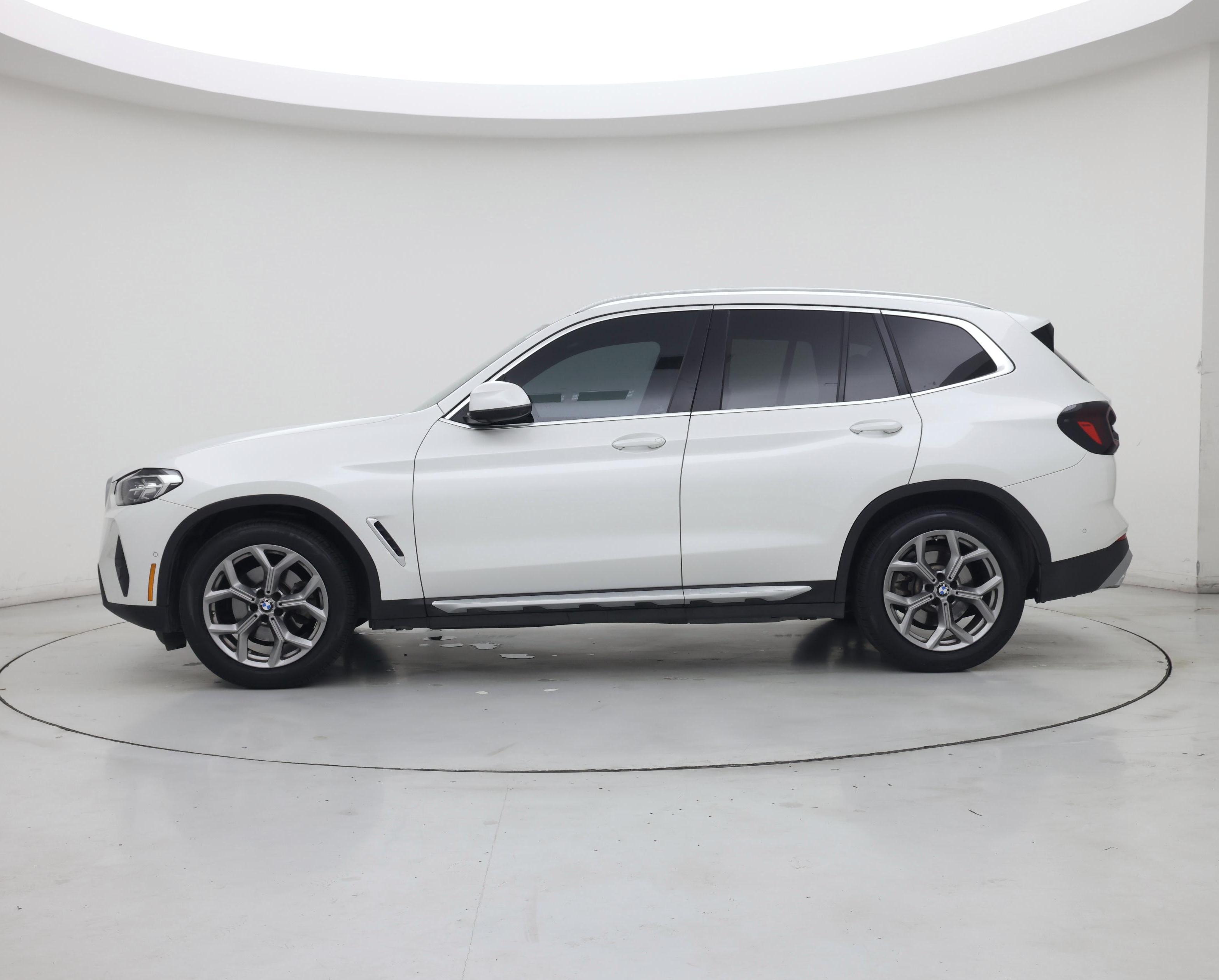 Thumbnail: 2023 BMW X3 - 3