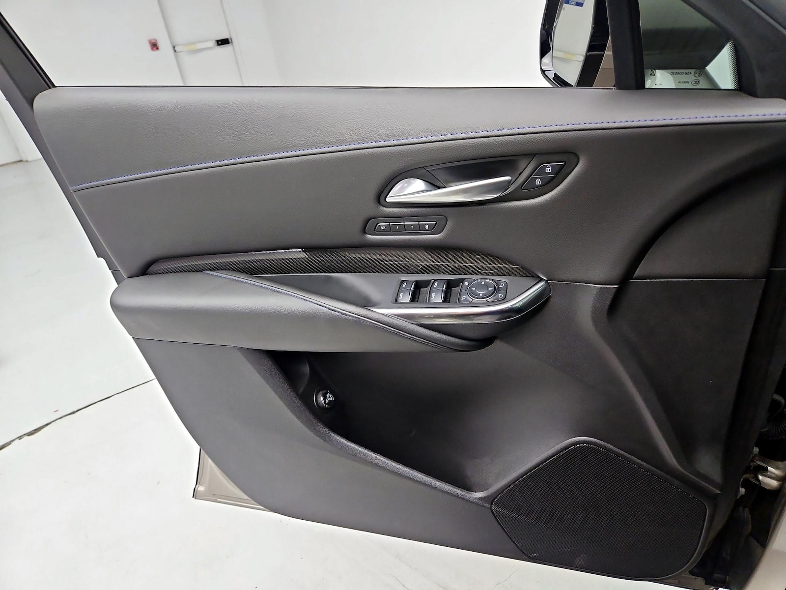2024 Cadillac XT4 Sport - Photo 13