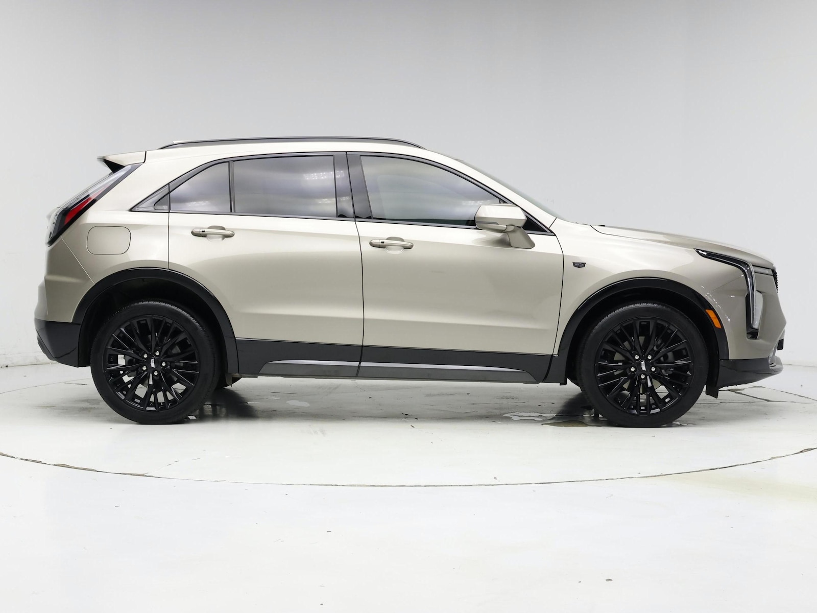 2024 Cadillac XT4 Sport - Photo 8