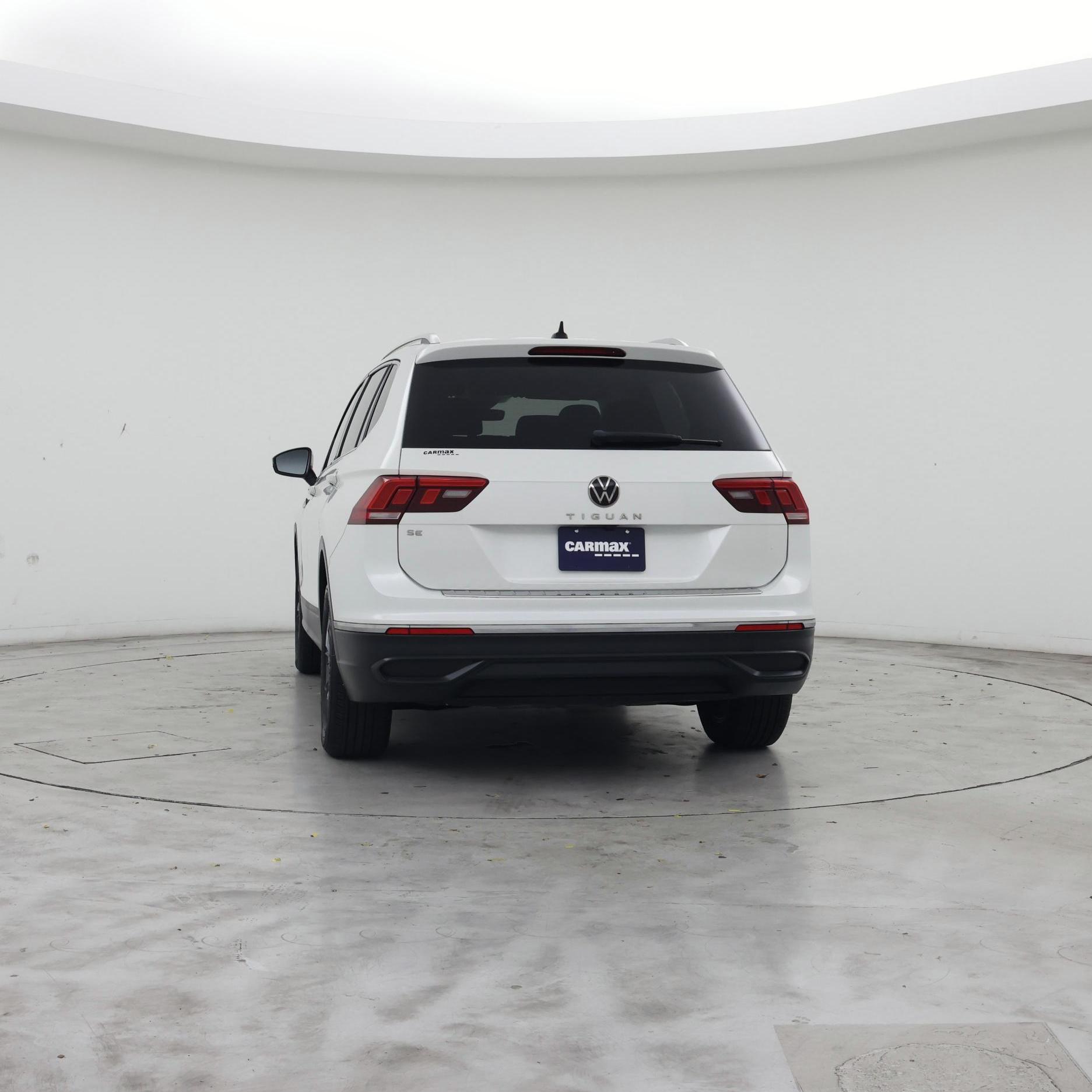 Thumbnail: 2023 Volkswagen Tiguan - 6