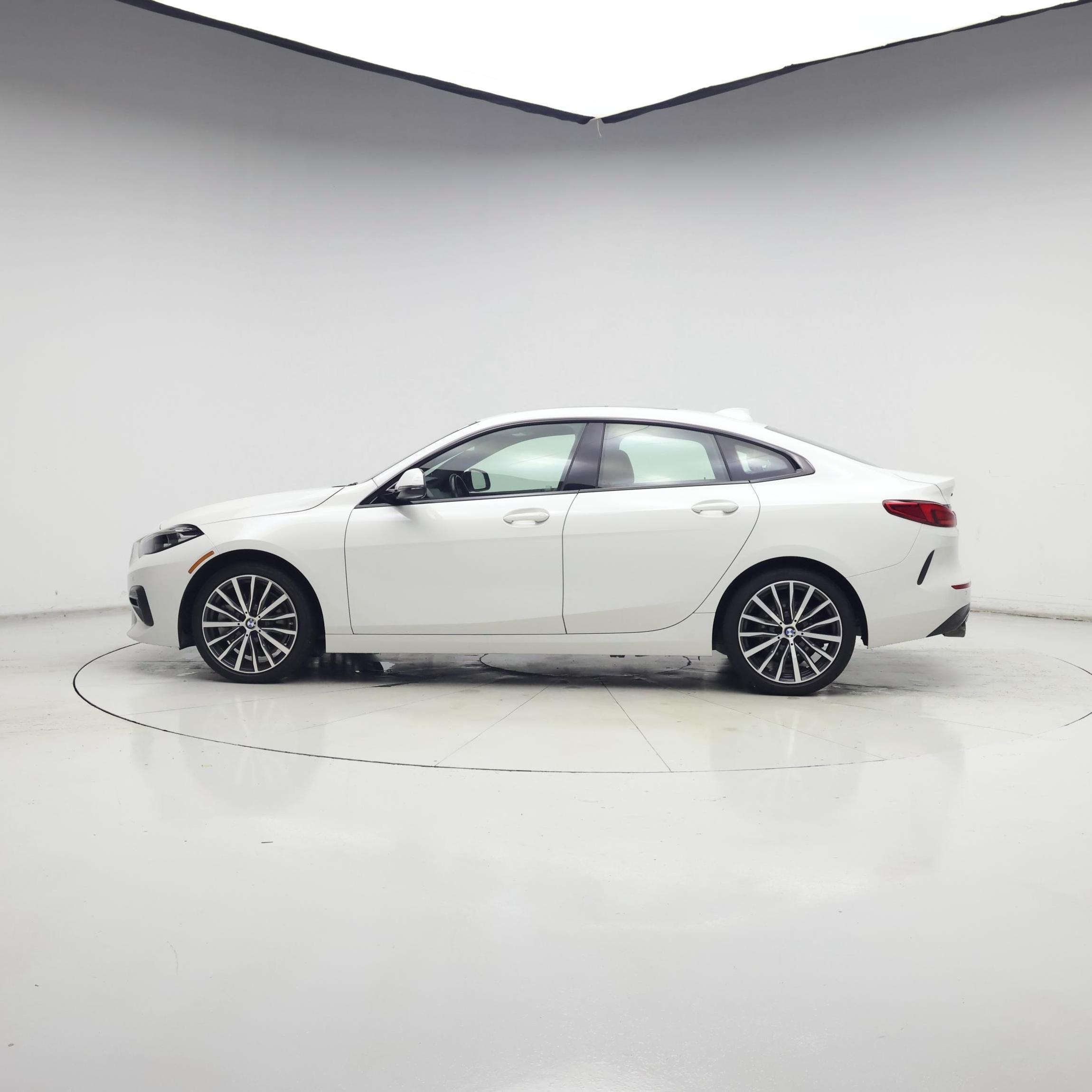 Thumbnail: 2021 BMW 2 Series - 3