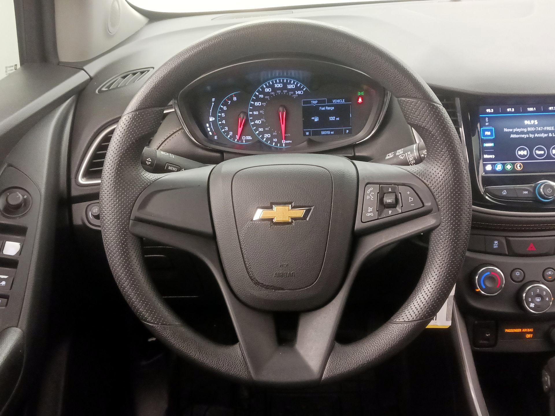 Thumbnail: 2021 Chevrolet Trax - 10