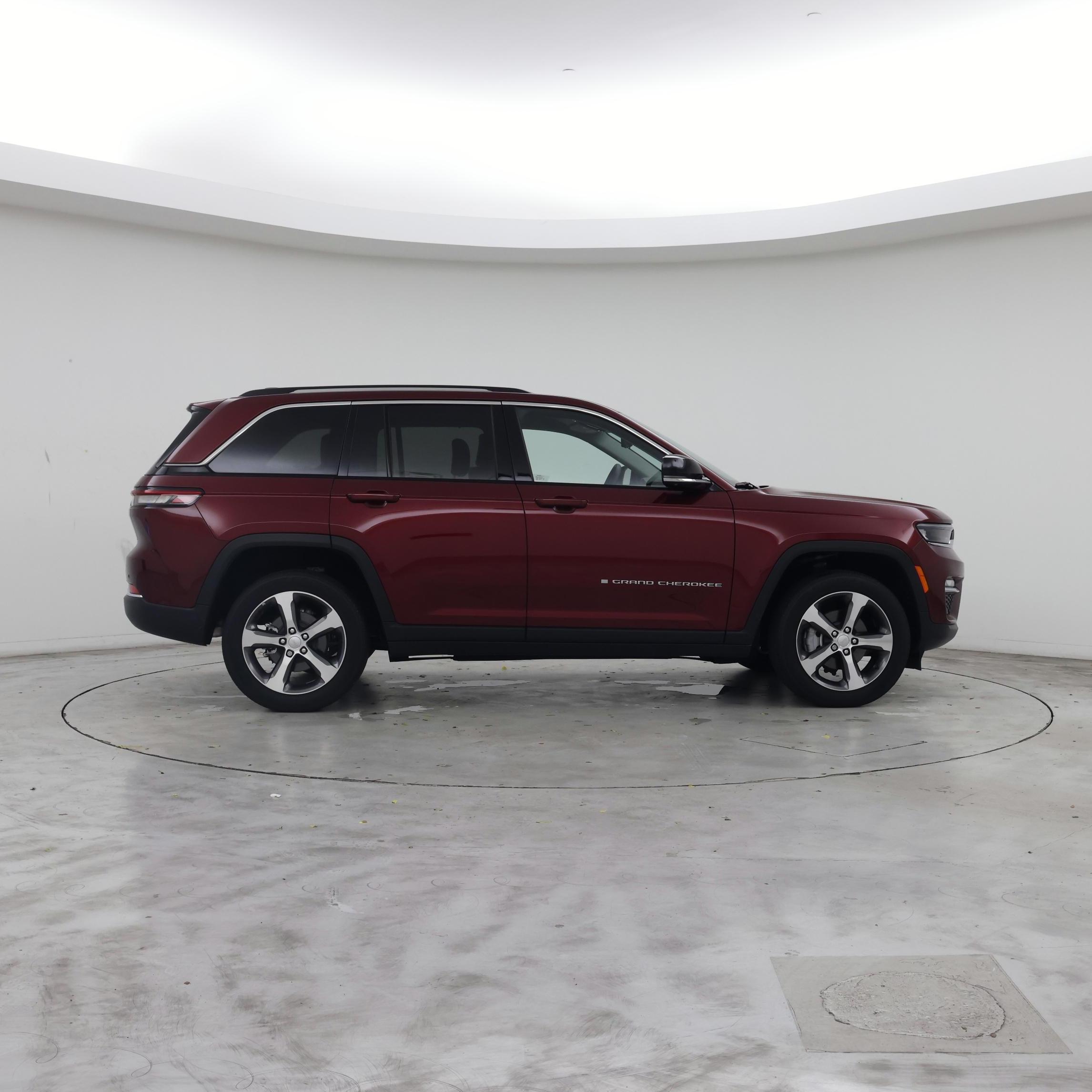 Thumbnail: 2023 Jeep Grand Cherokee - 7