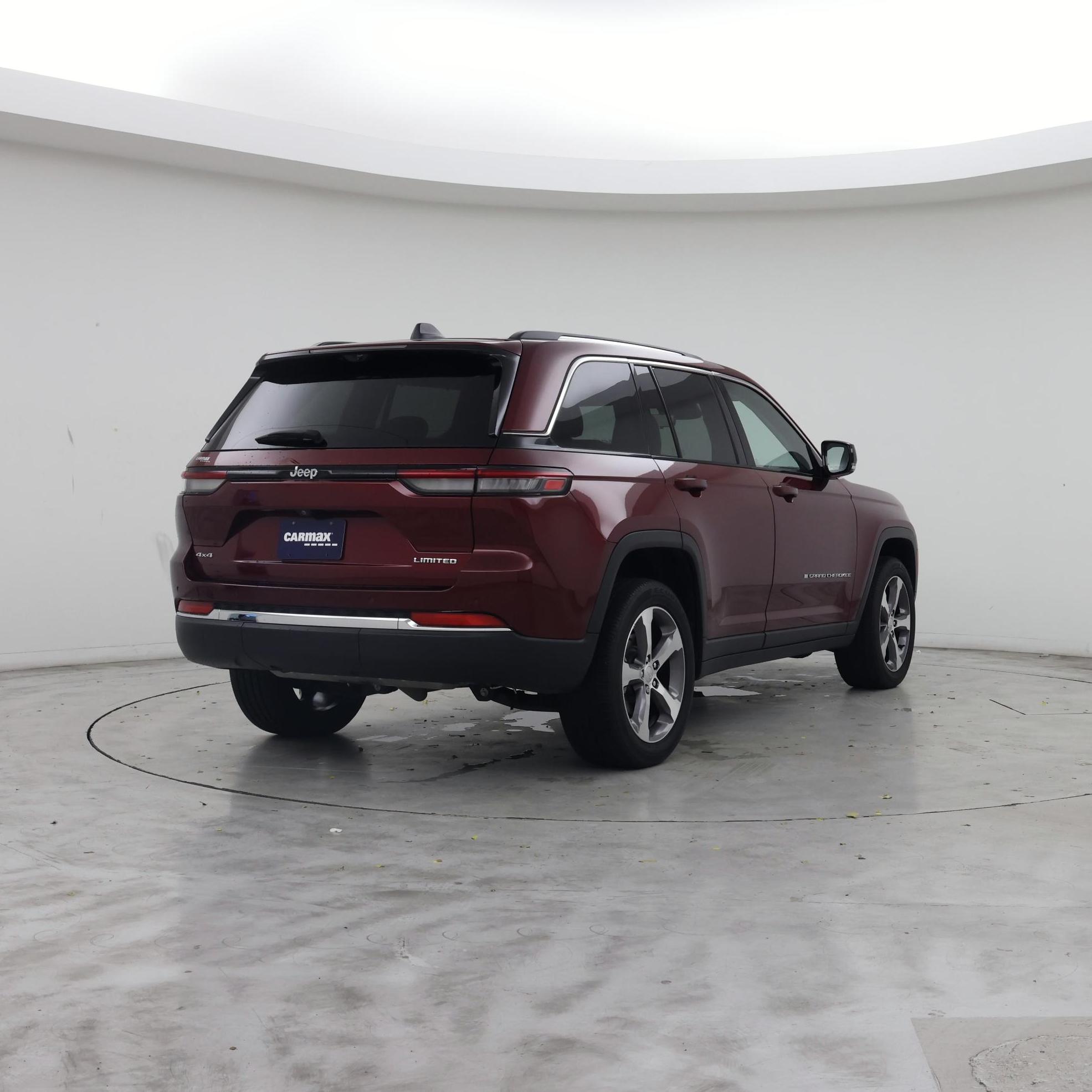 Thumbnail: 2023 Jeep Grand Cherokee - 8