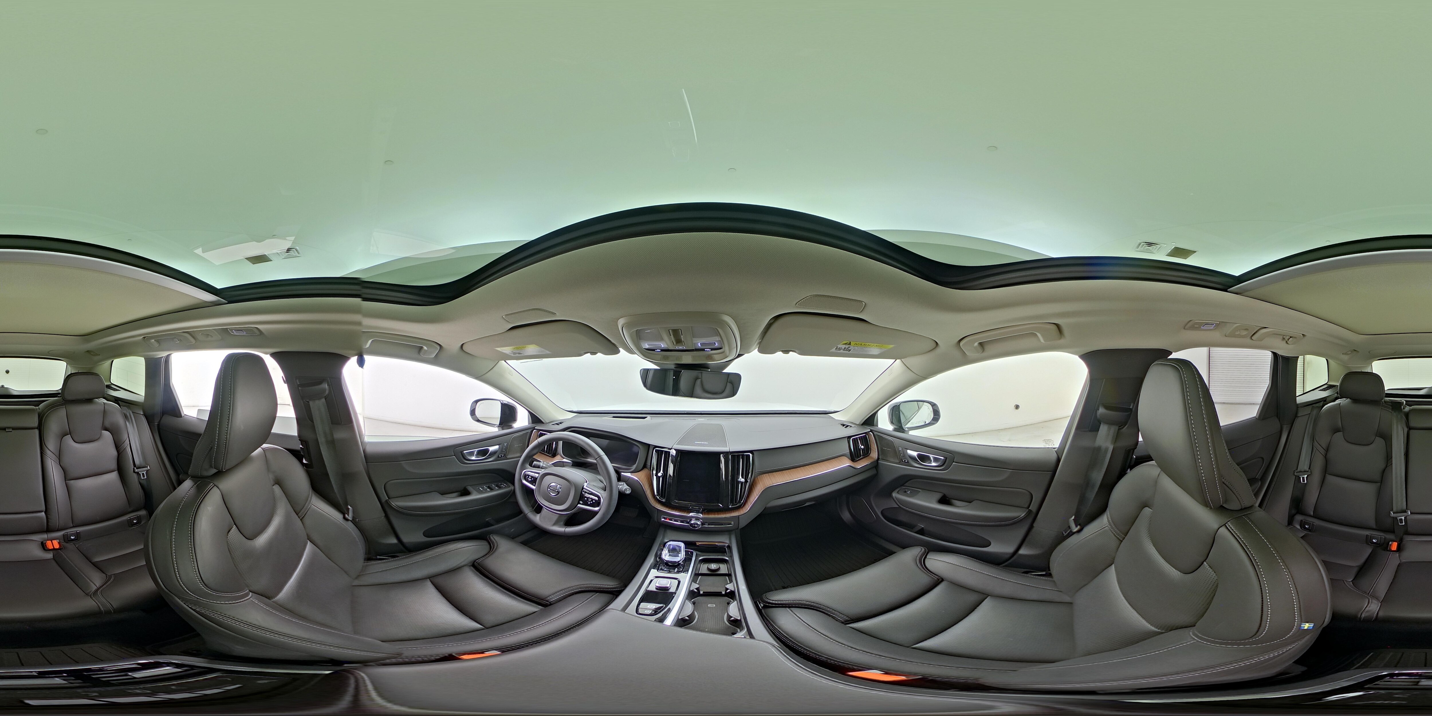 2024 Volvo XC60 Ultimate - Photo 25