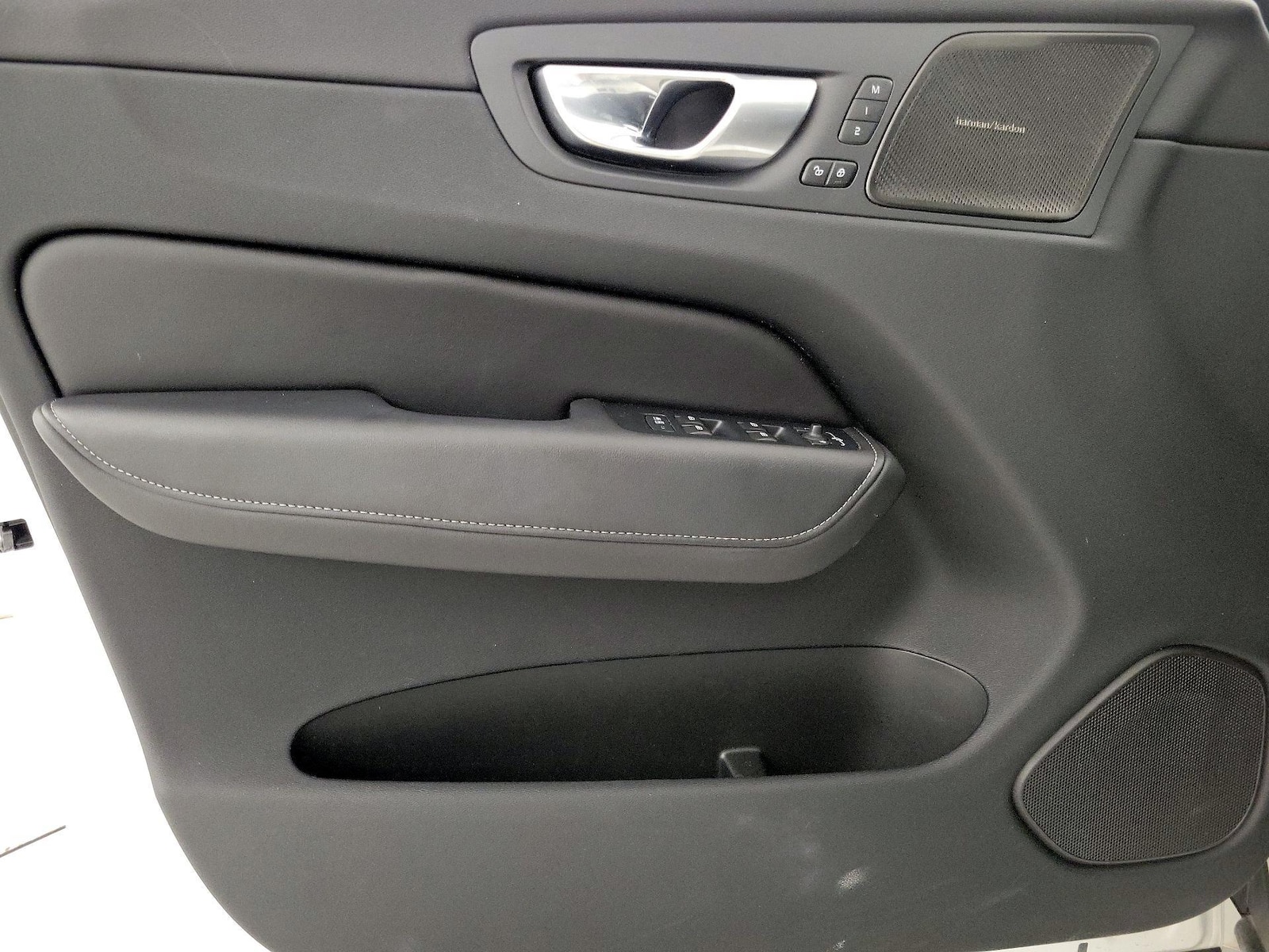 2024 Volvo XC60 Ultimate - Photo 13