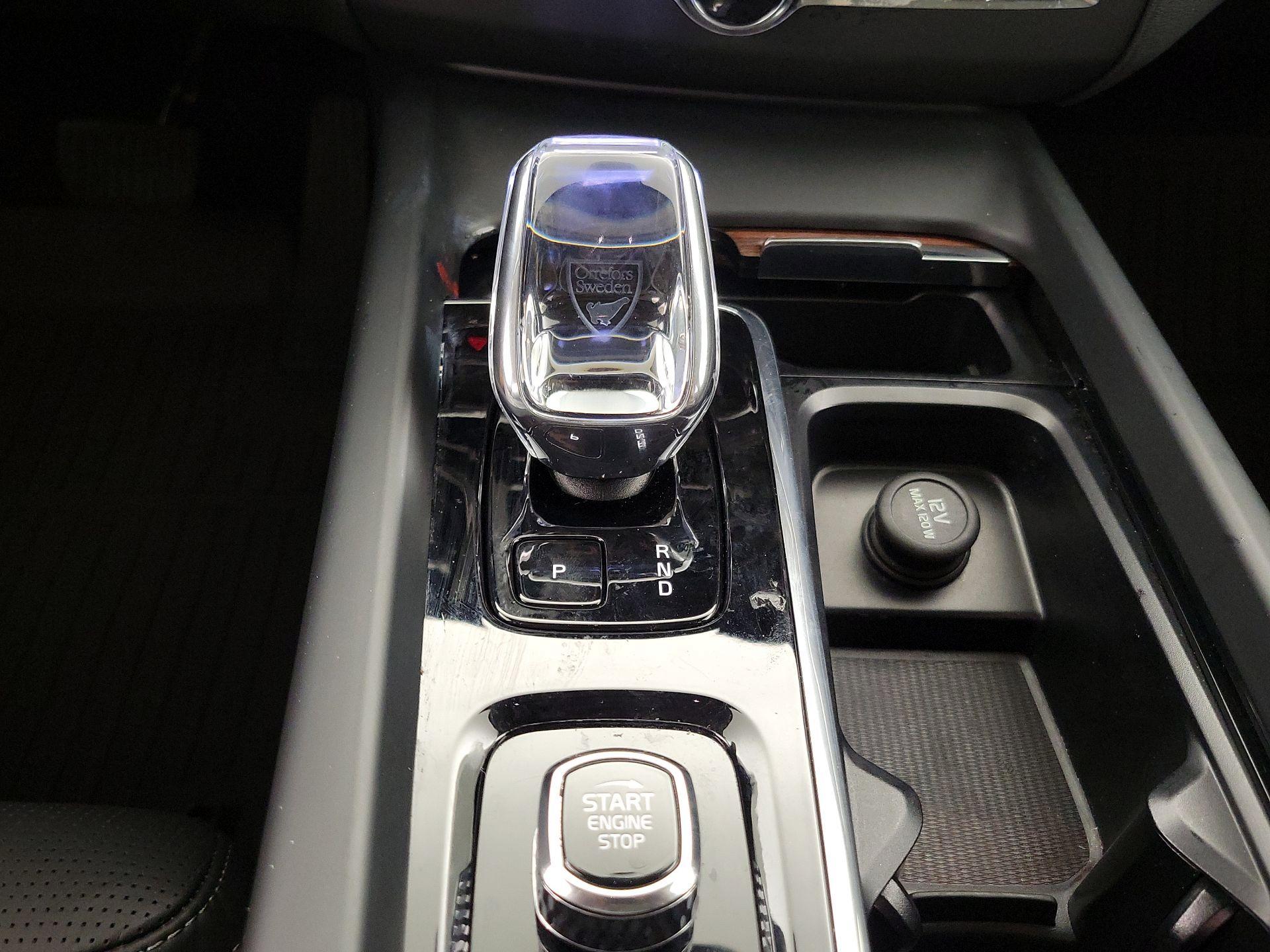 Thumbnail: 2024 Volvo XC60 - 17