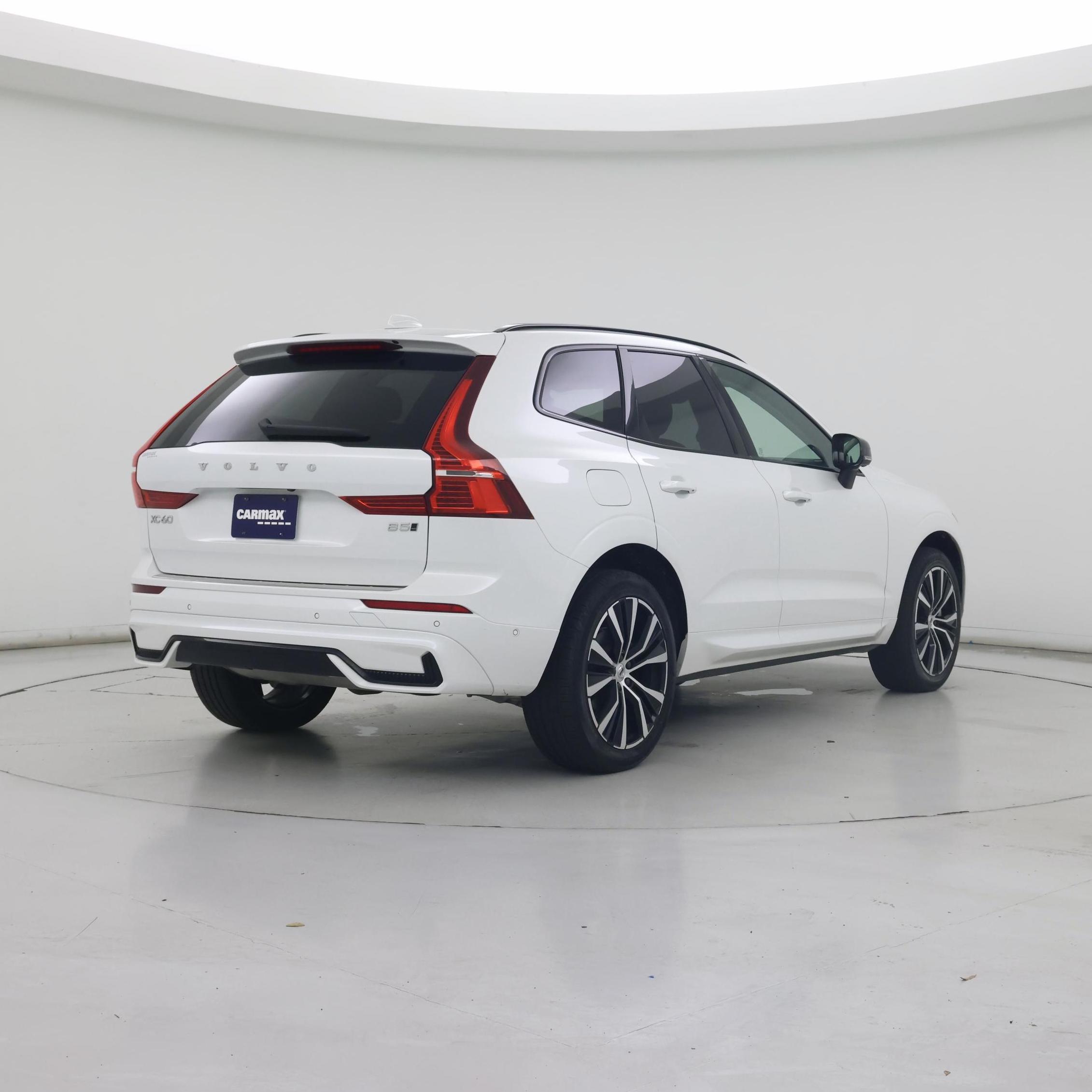 Thumbnail: 2024 Volvo XC60 - 8