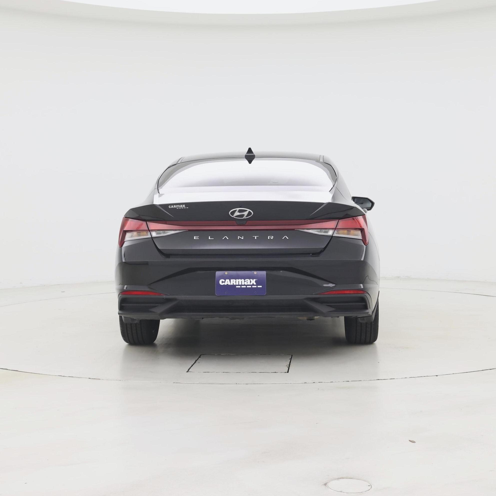Thumbnail: 2023 Hyundai Elantra - 6