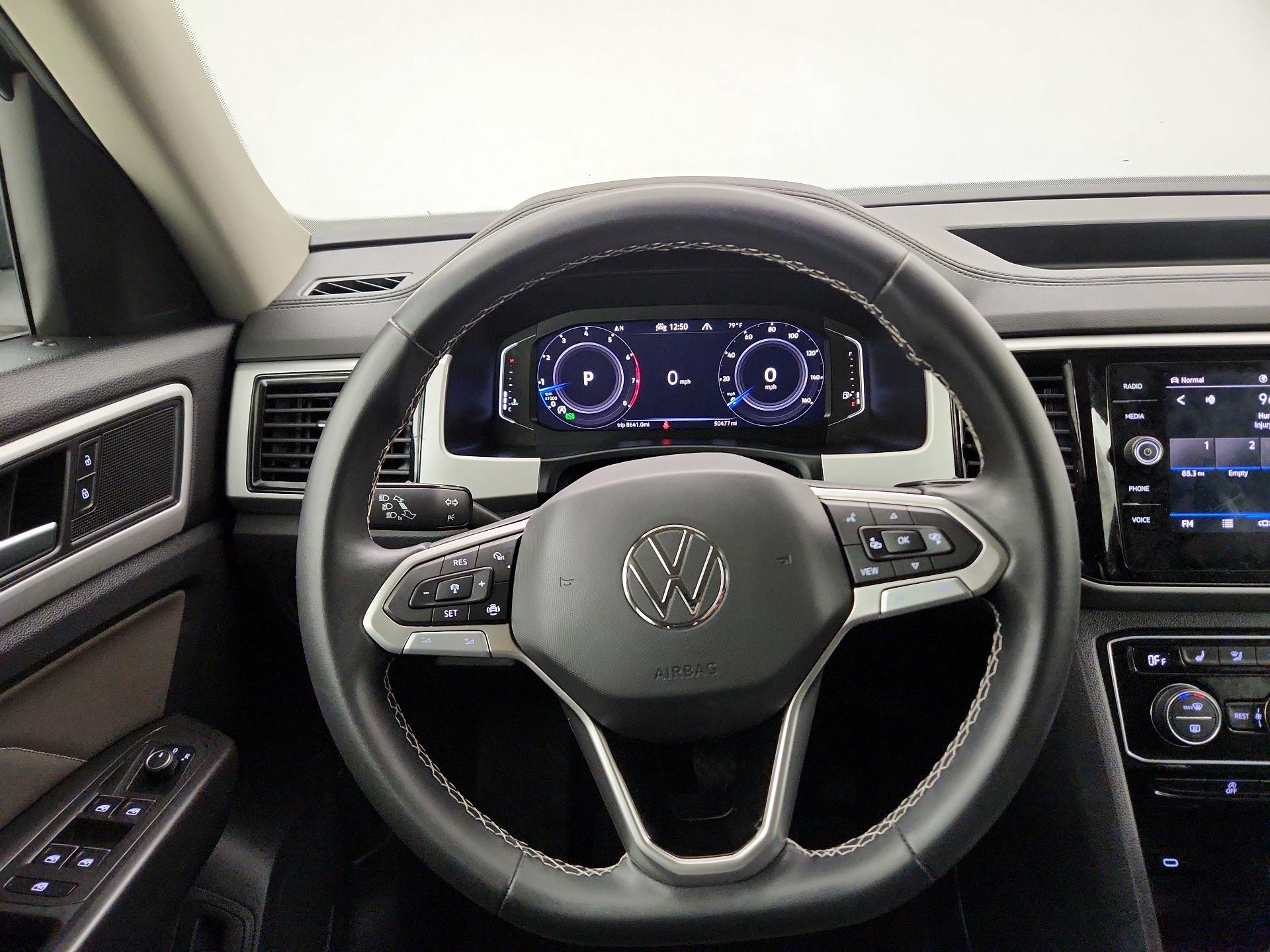 Thumbnail: 2023 Volkswagen Atlas - 10