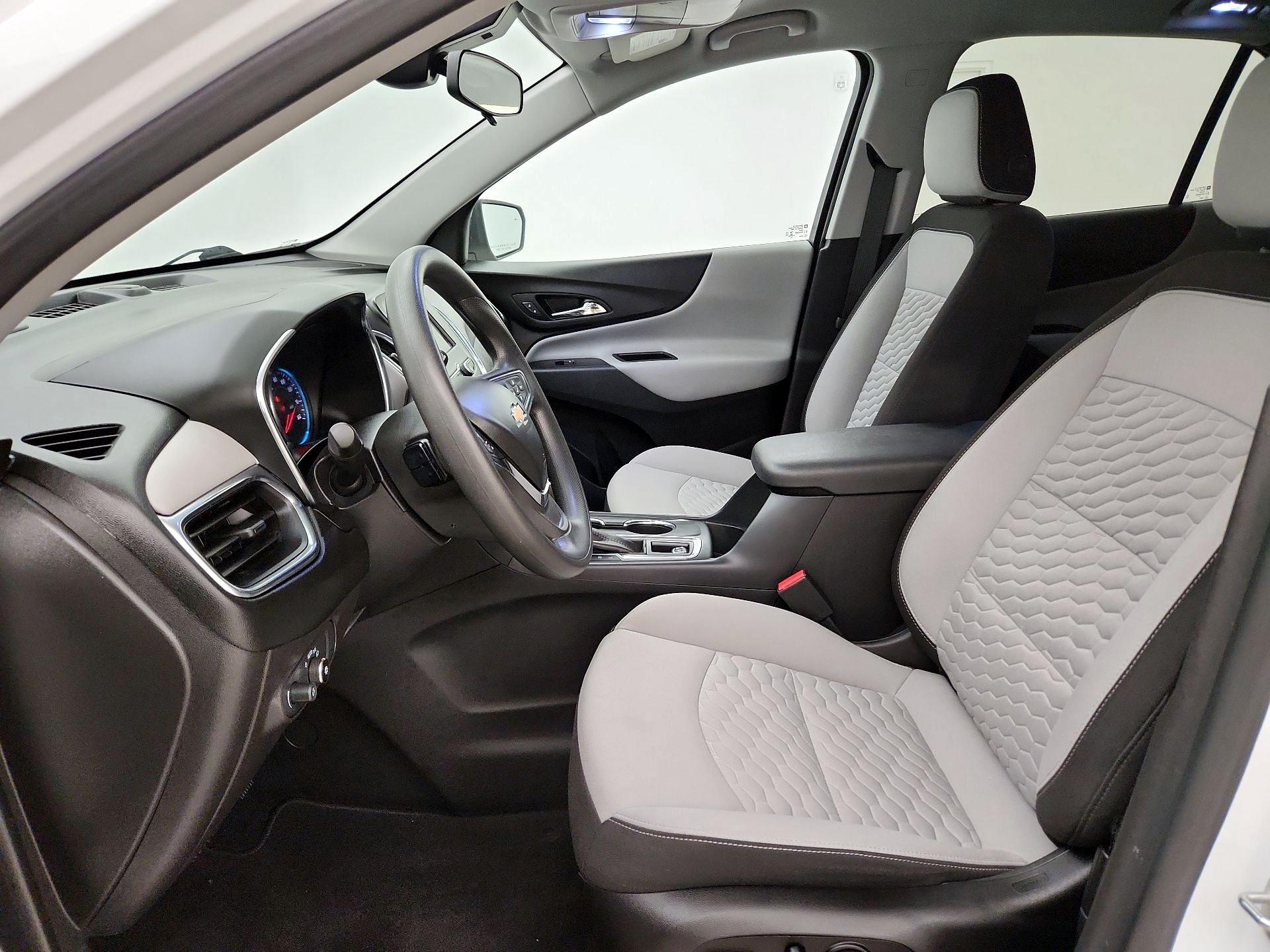 Thumbnail: 2021 Chevrolet Equinox - 11