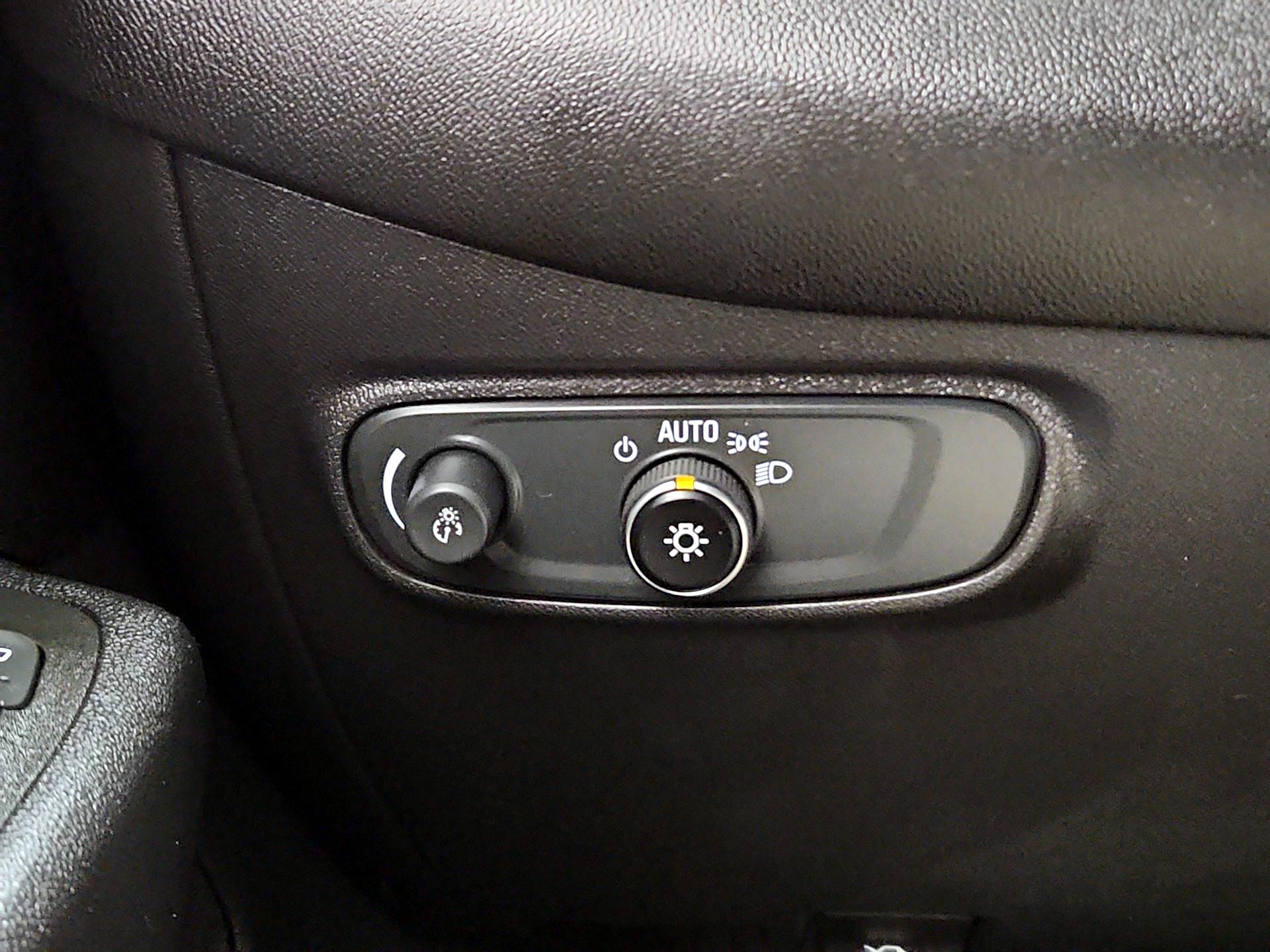 Thumbnail: 2021 Chevrolet Equinox - 13