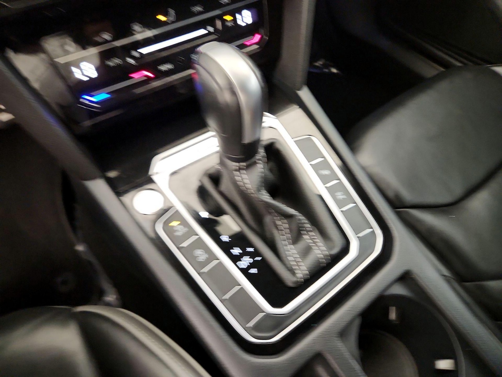 2023 Volkswagen Arteon SEL Premium R-Line - Photo 16