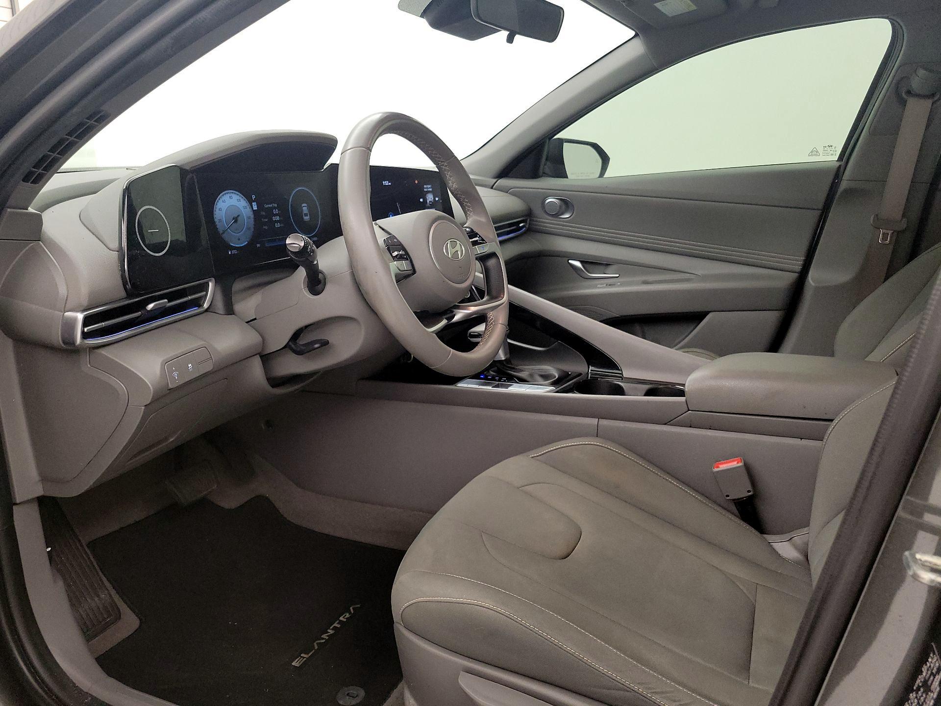 Thumbnail: 2024 Hyundai Elantra - 11