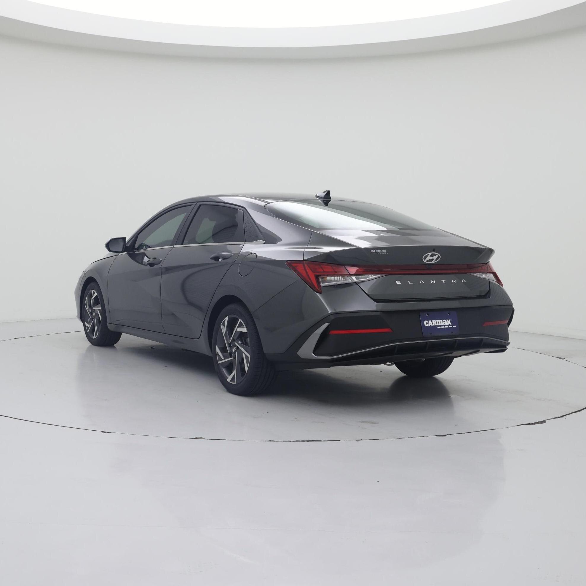 Thumbnail: 2024 Hyundai Elantra - 2