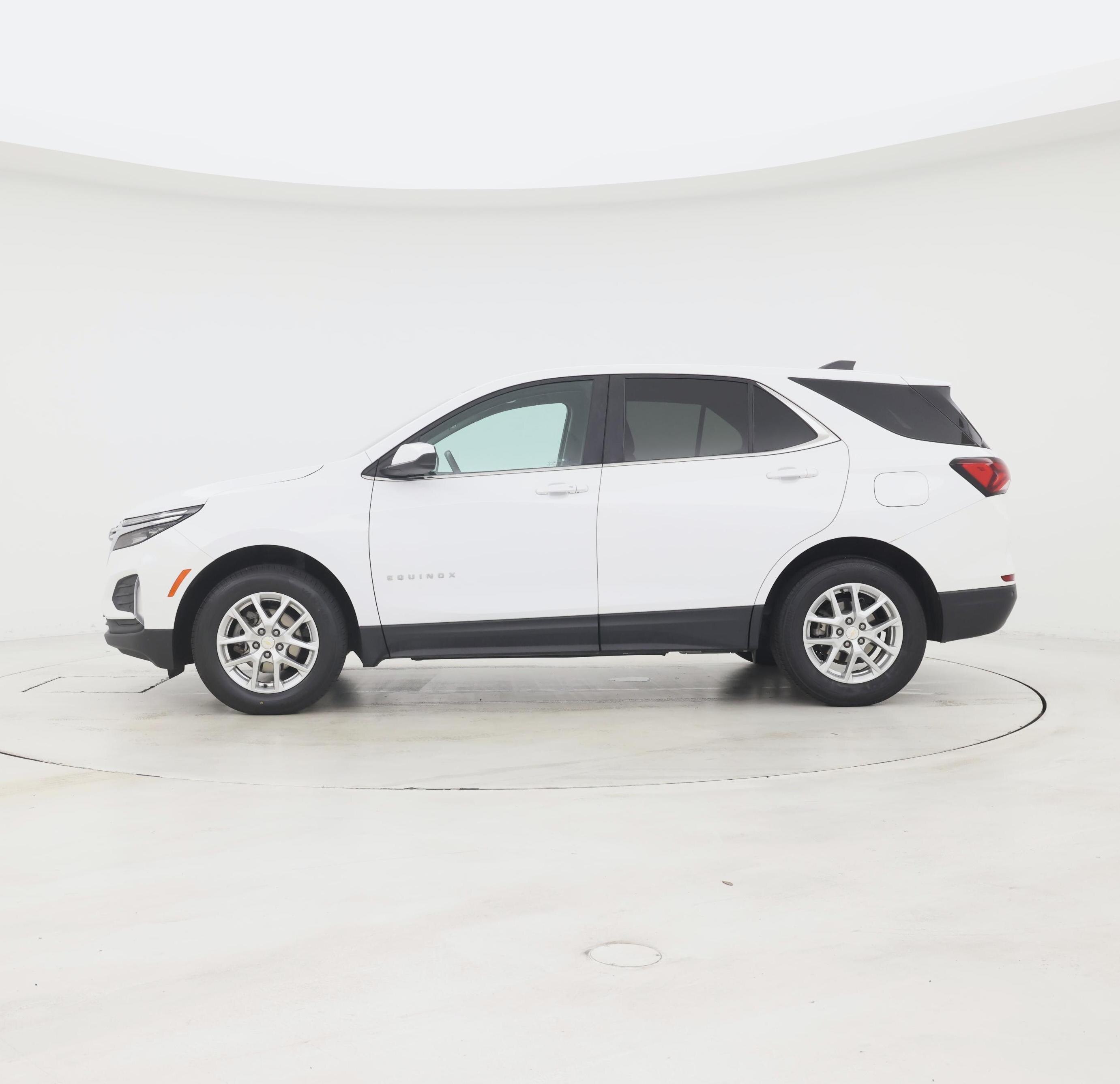 Thumbnail: 2024 Chevrolet Equinox - 3